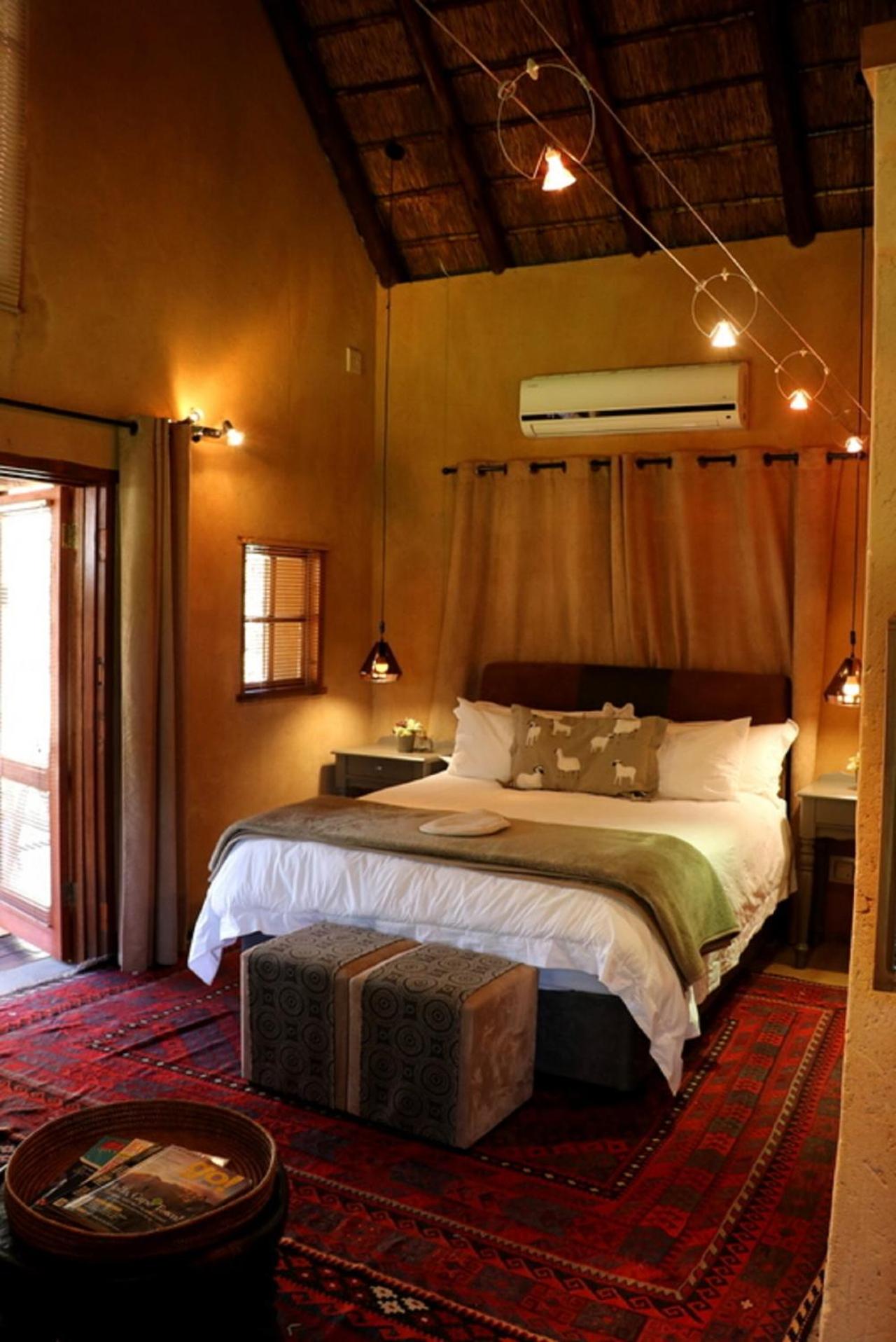 Executive Suite - Photo 1