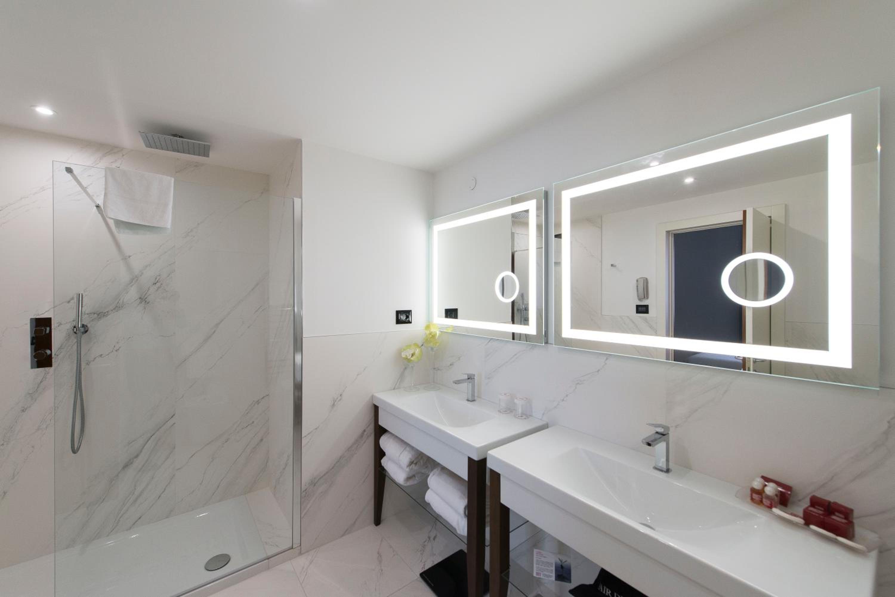 Premium Junior Suite