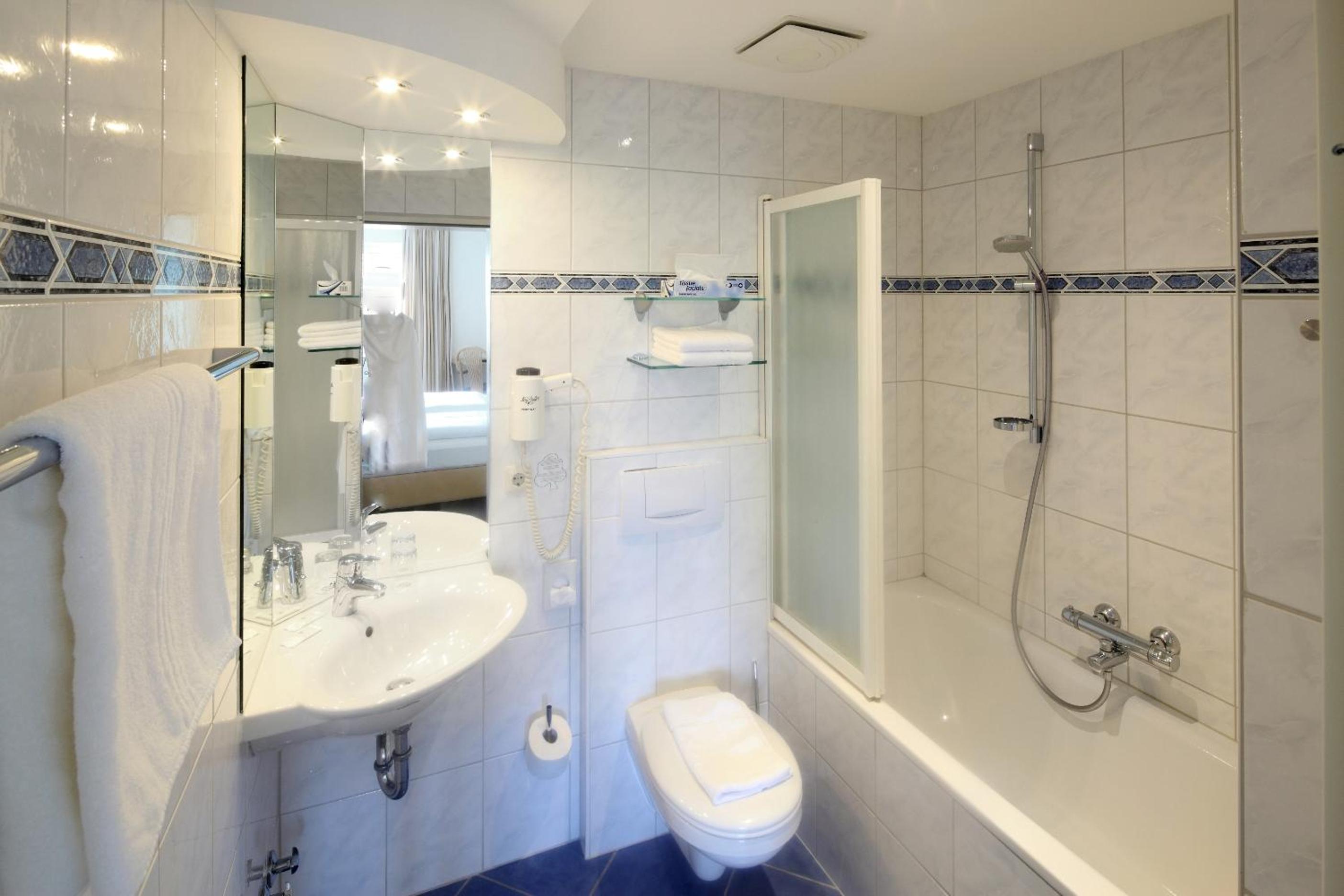 Double Room - Photo 4