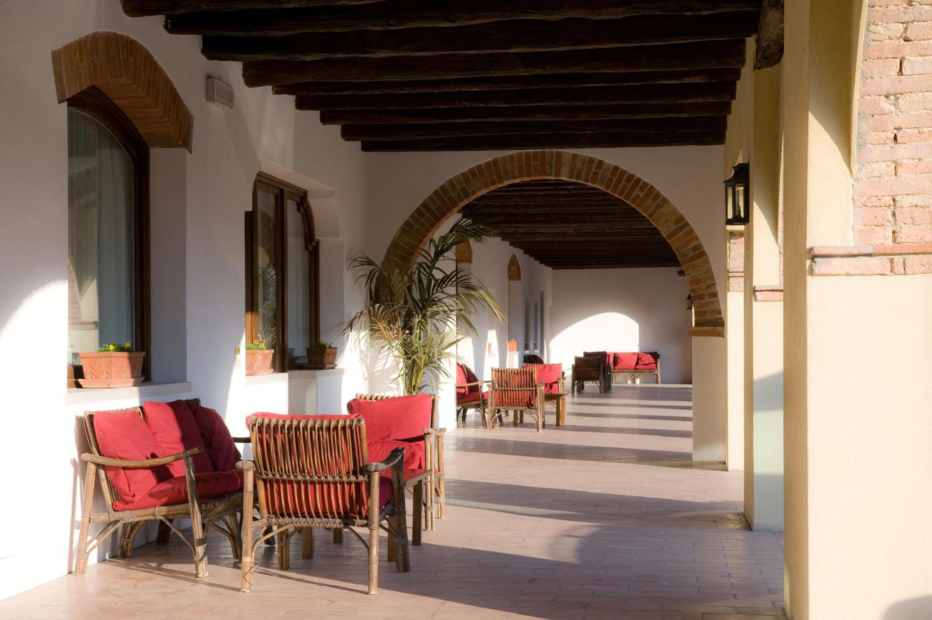 Suite with Garden View - Photo 2
