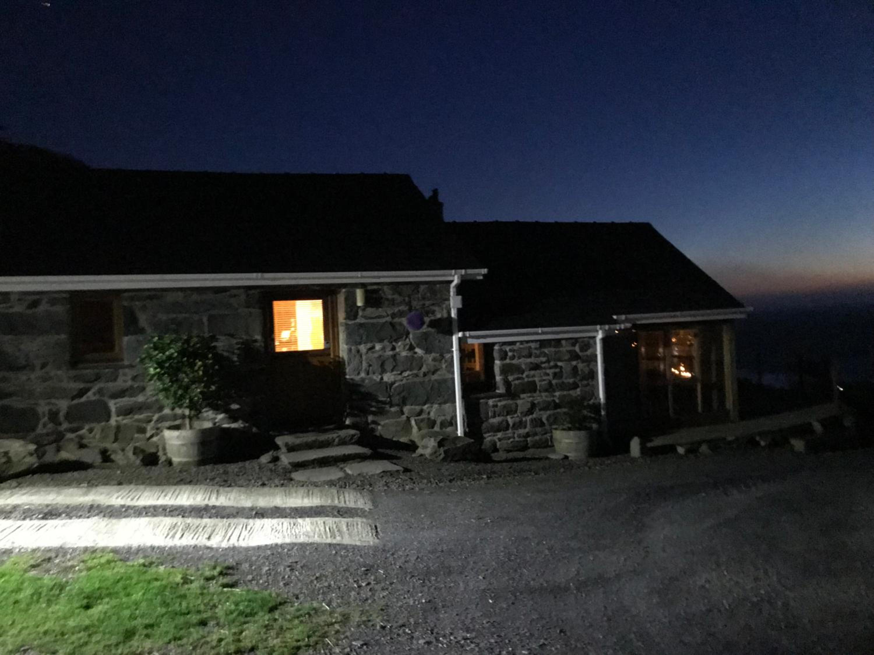Cottage (2 Adults) with Sea Views photo 3