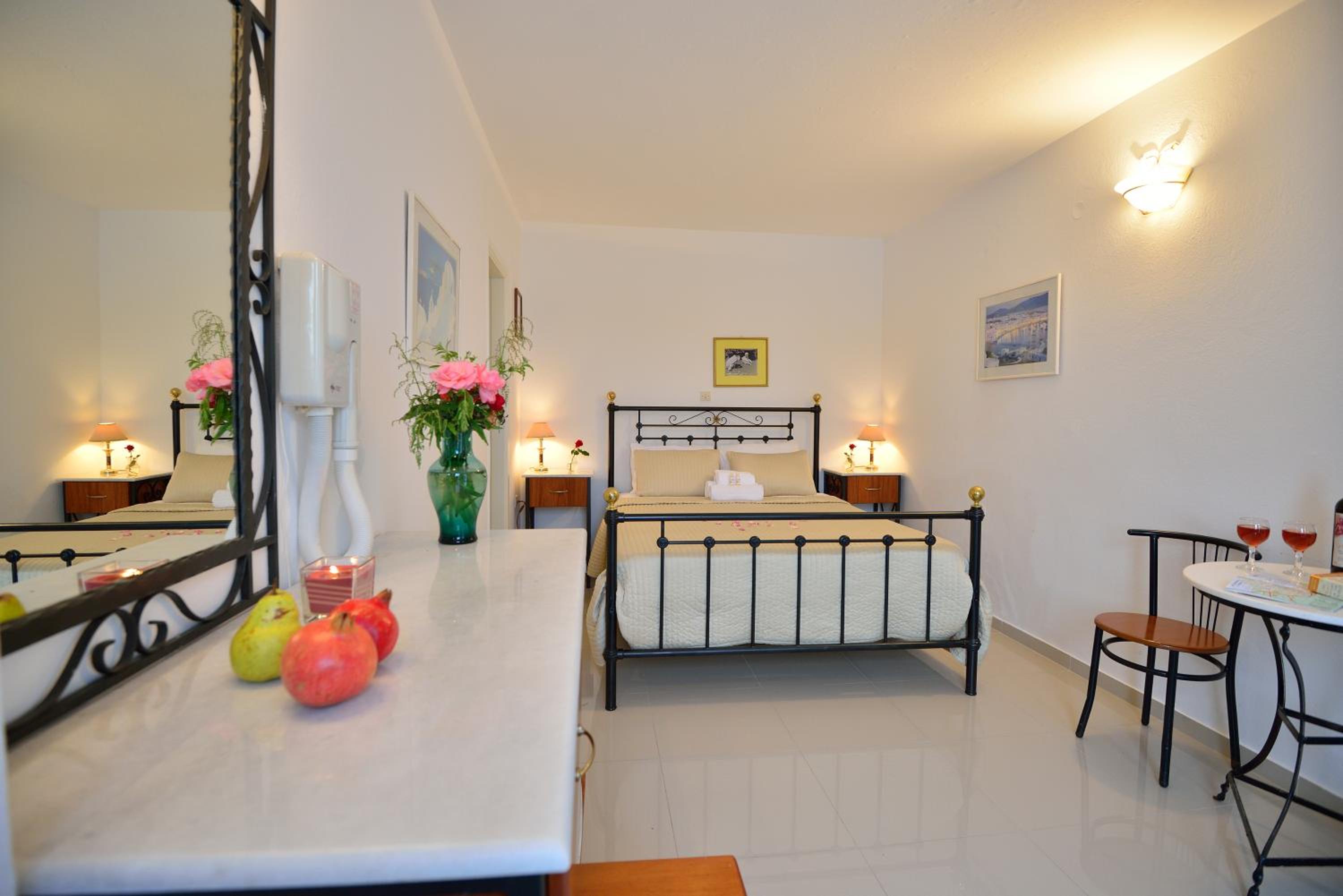 Double or Twin Room - Photo 27