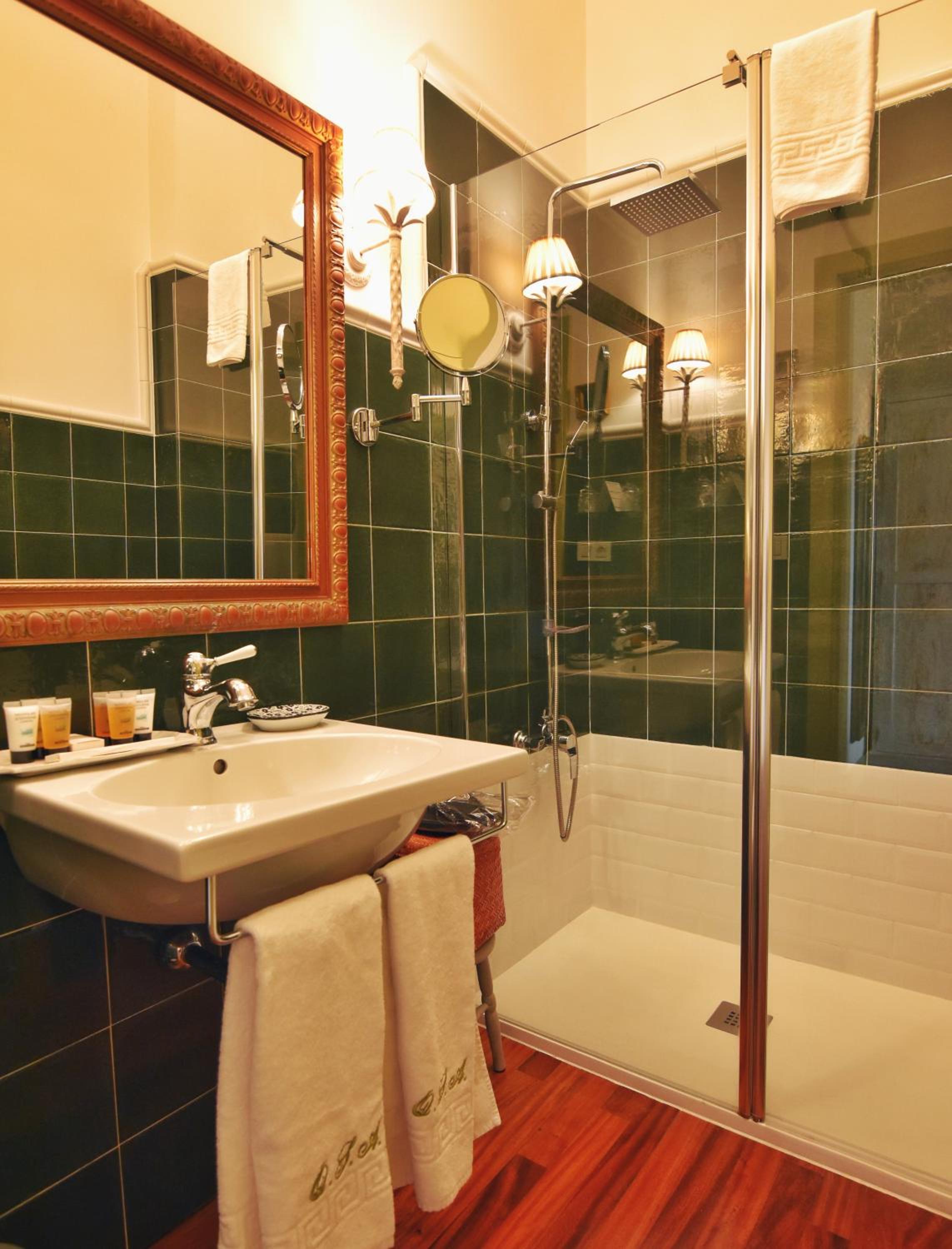 Superior Double Room with Terrace - Photo 4