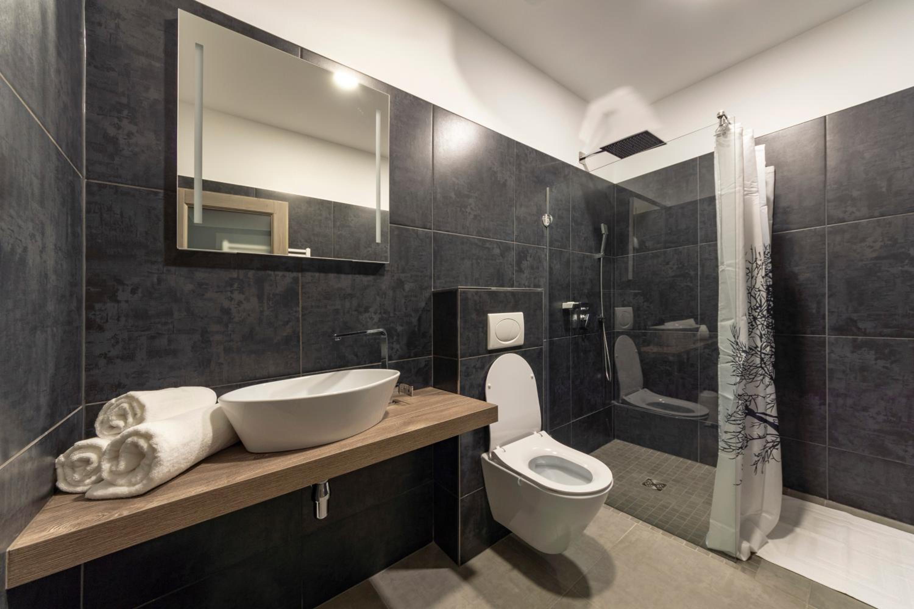 Deluxe Double Room with Extra Bed photo 2