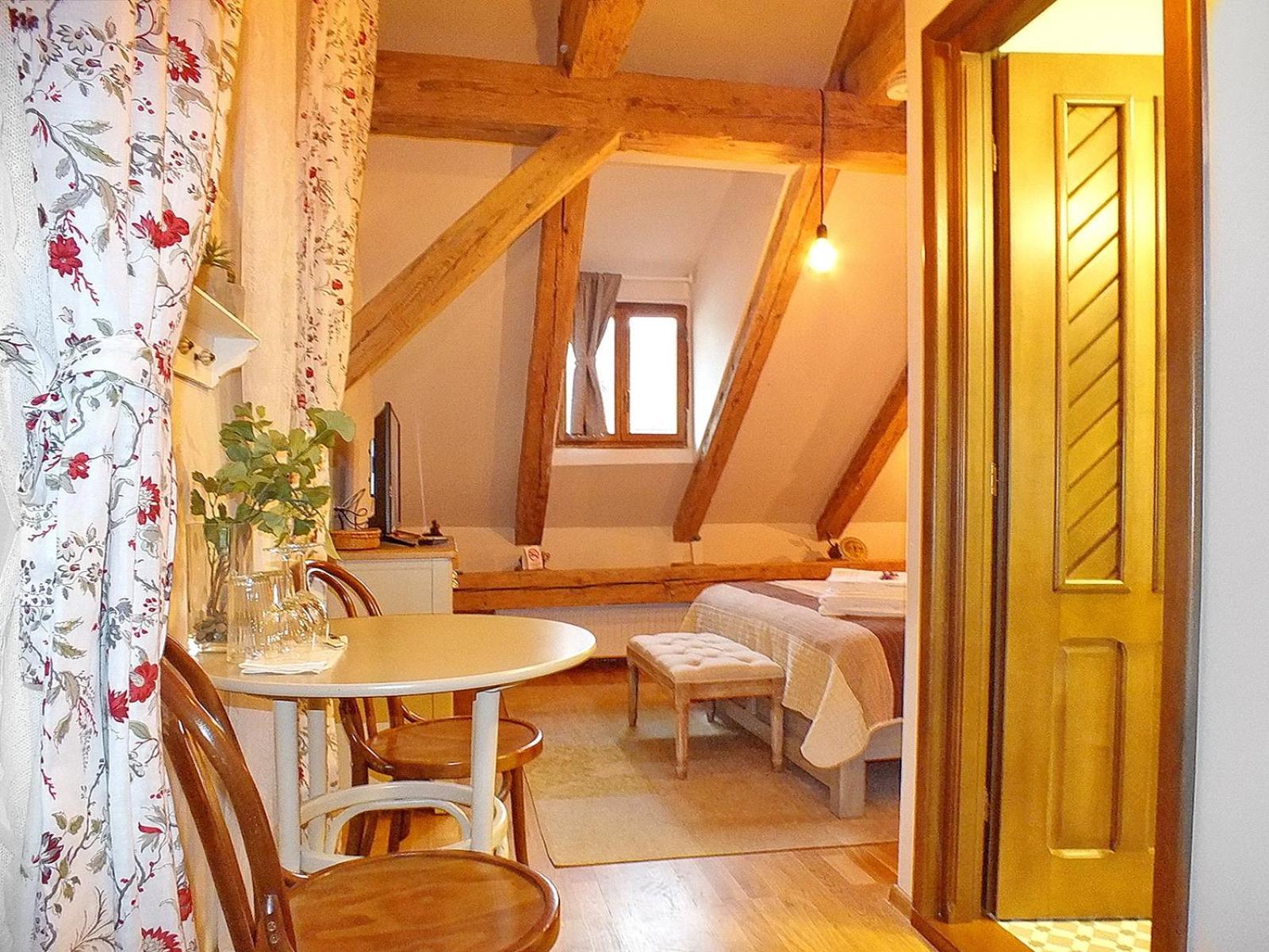 Double Room - Photo 30