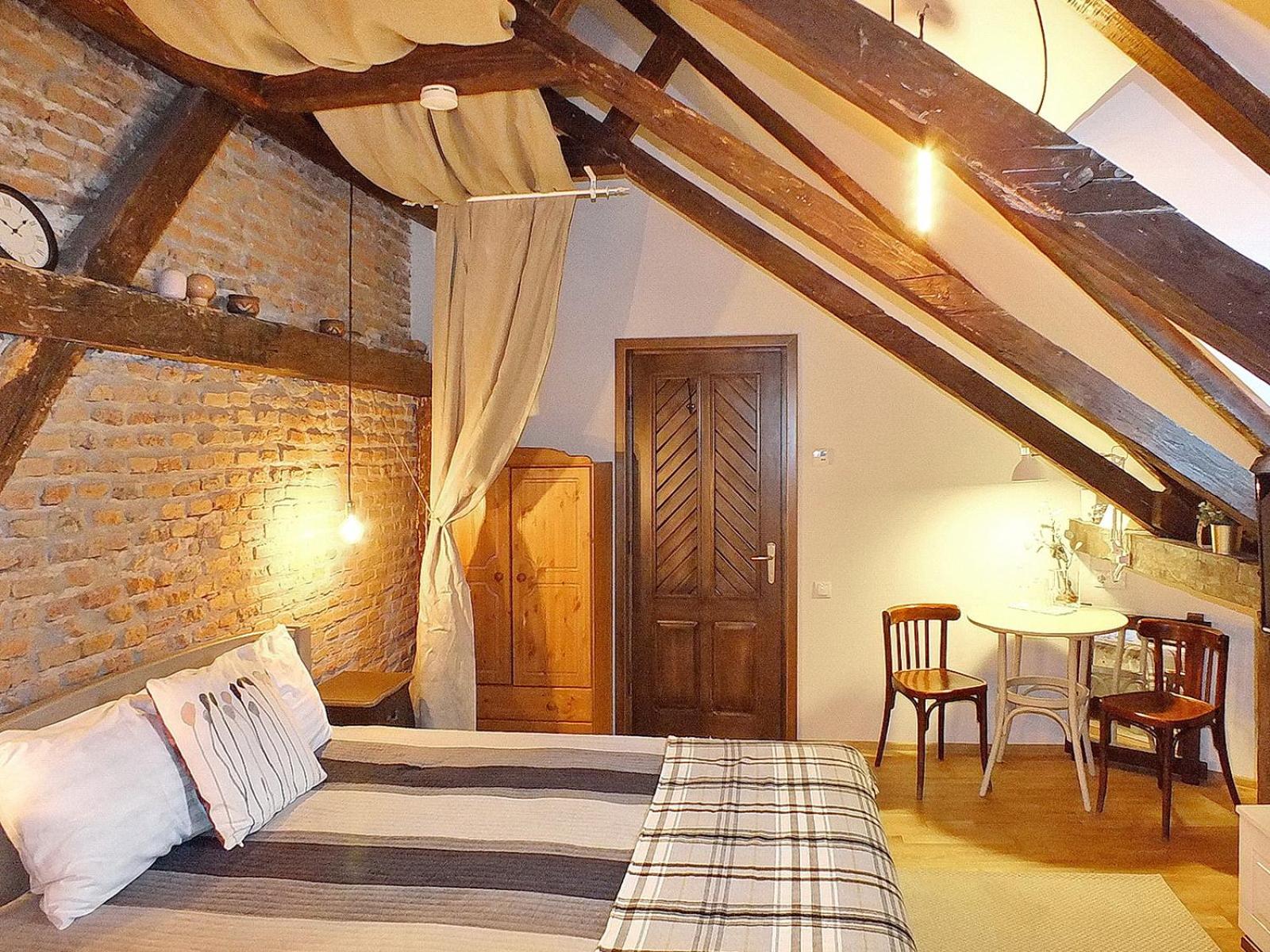 Double Room - Photo 34