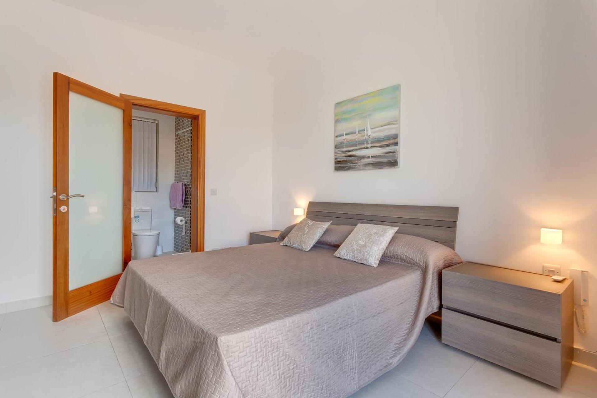 Two-Bedroom Apartment - Photo 11