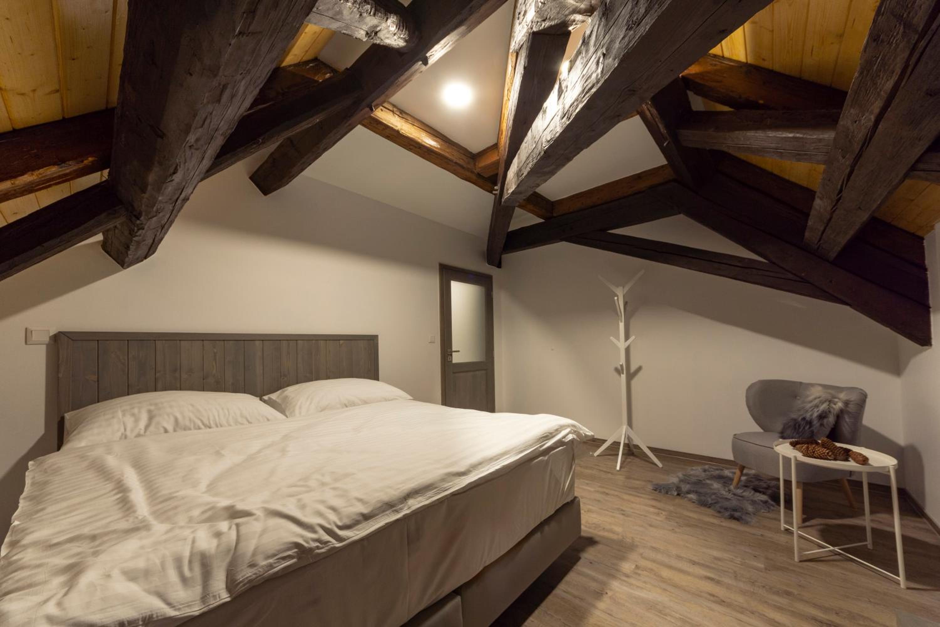 Deluxe Double Room with Extra Bed photo 1