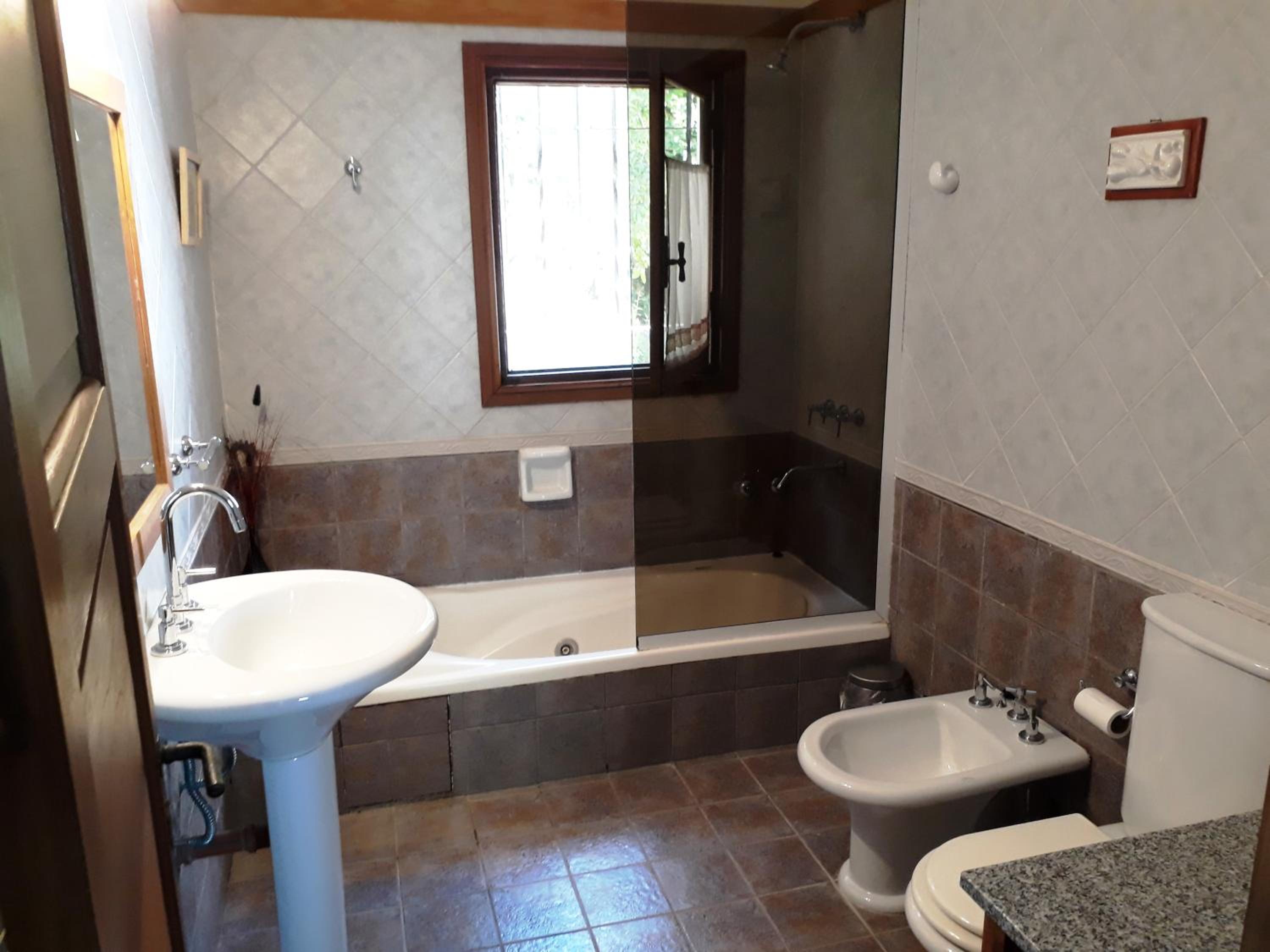 Superior Room with Spa Bath photo 2