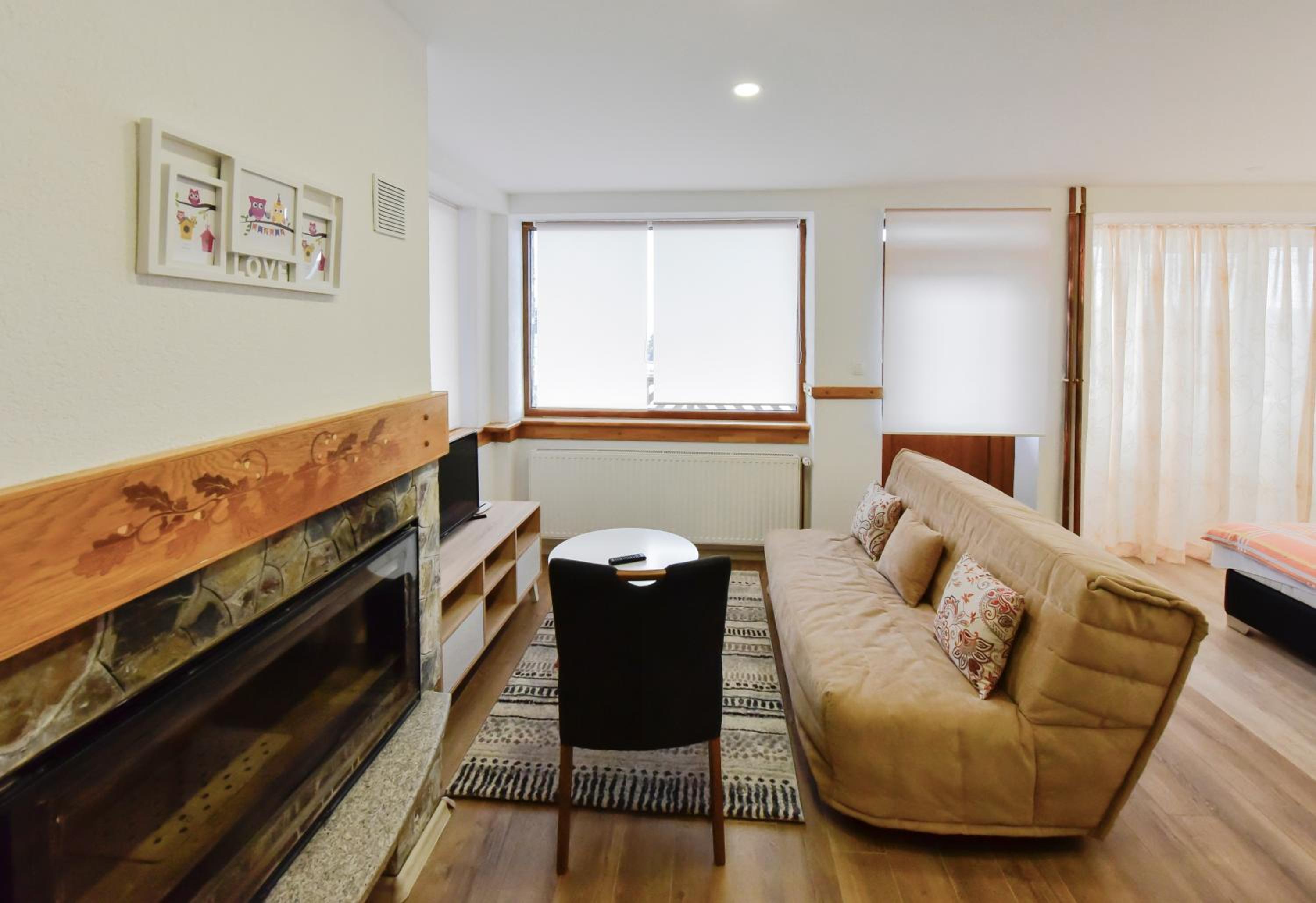 Apartment - Photo 8