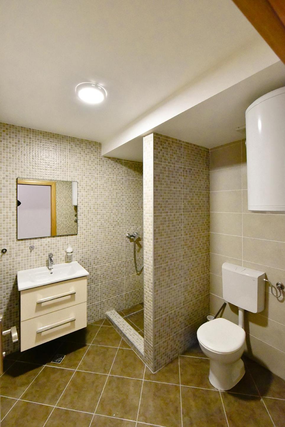 Apartment - Photo 6