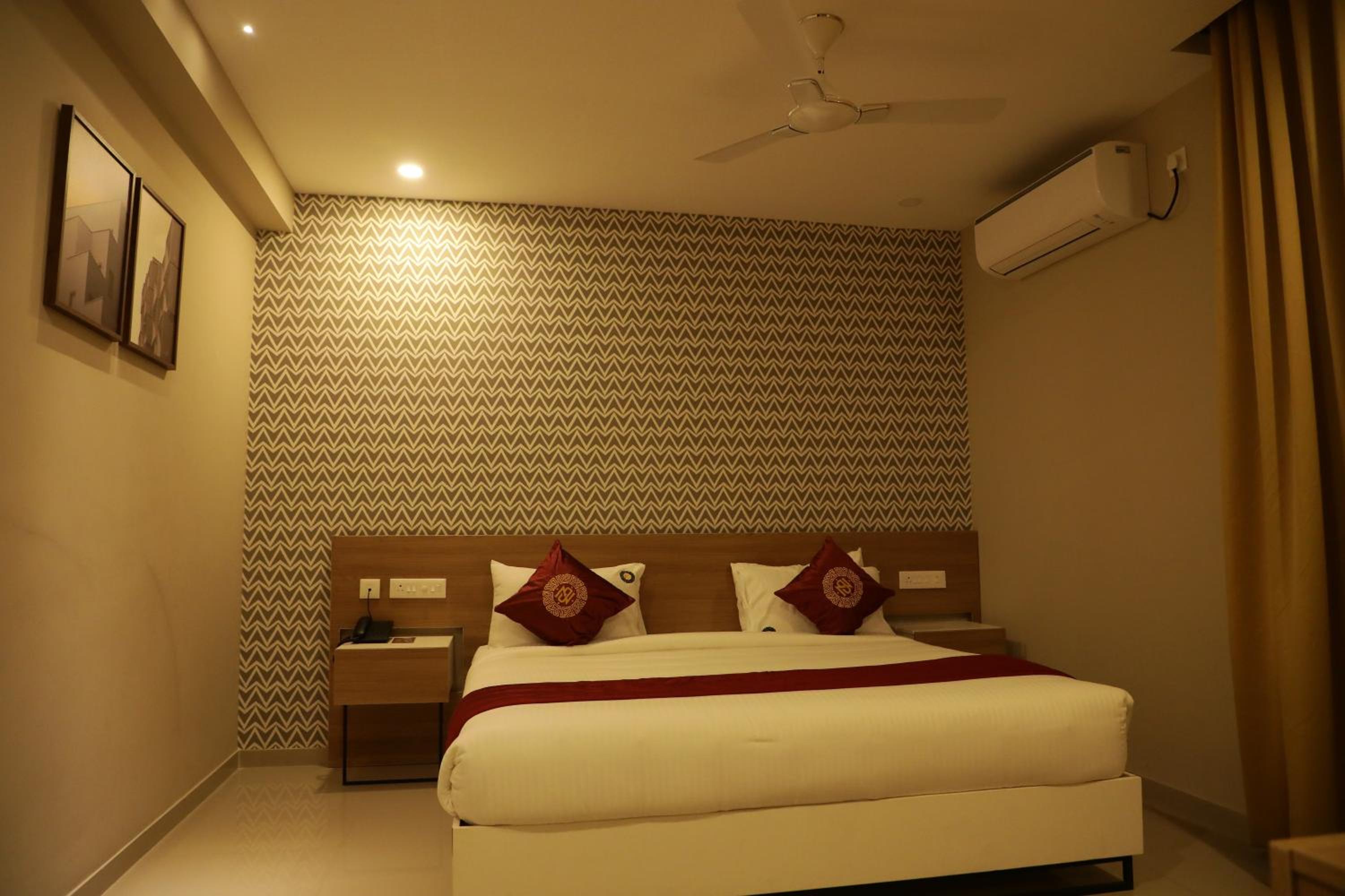 Standard Double Room - Photo 5