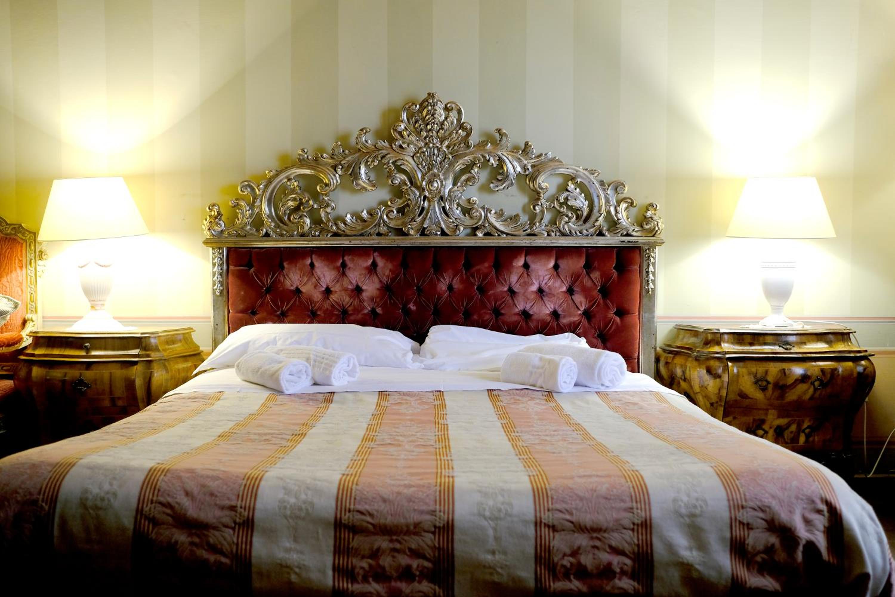 Suite - Photo 9