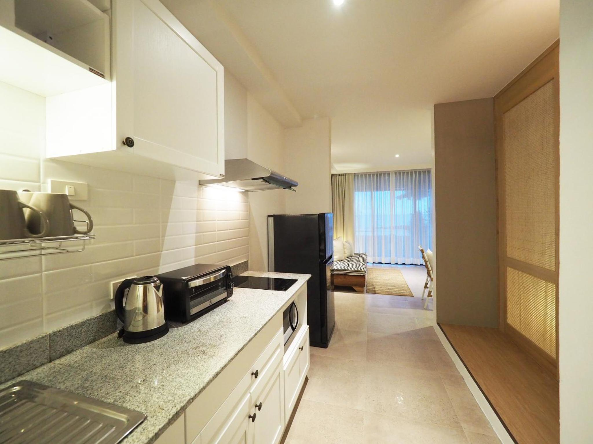 Oceanfront home with sea view - Photo 17