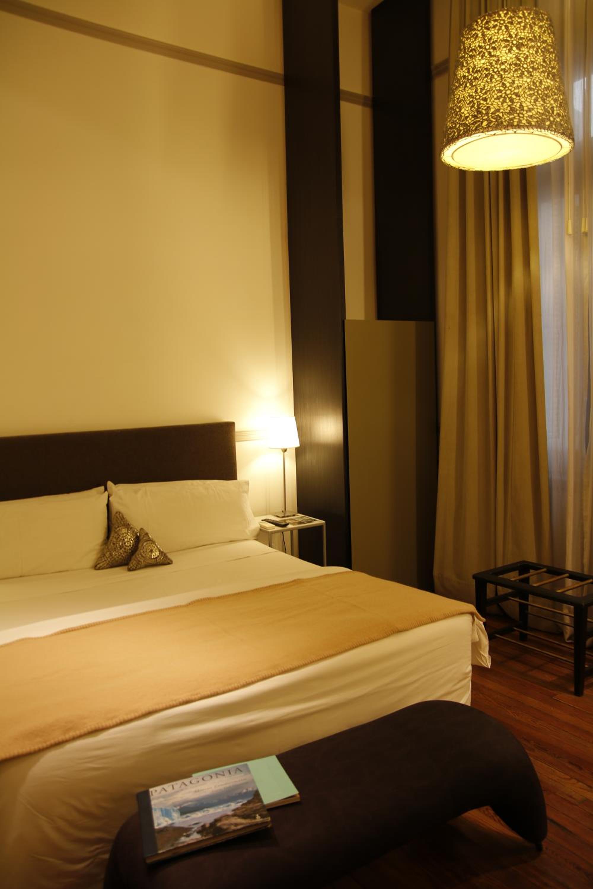 Queen Room - Mobility Access/Non-Smoking