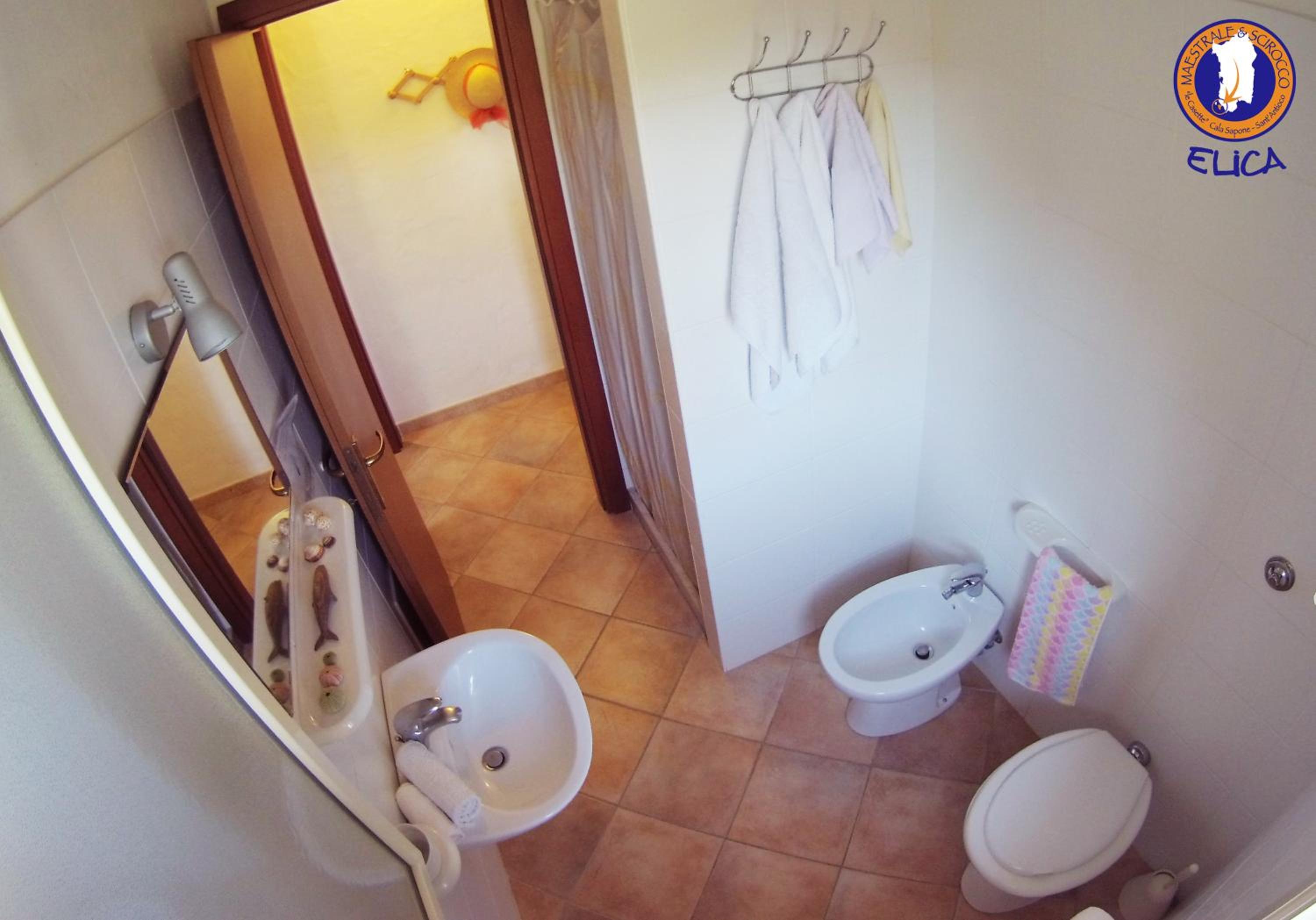 One-Bedroom House photo 2