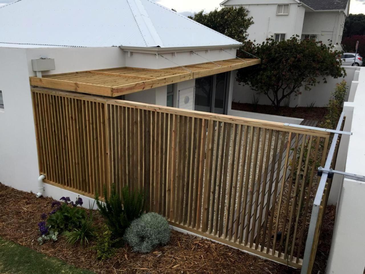 Two-Bedroom House - Photo 10
