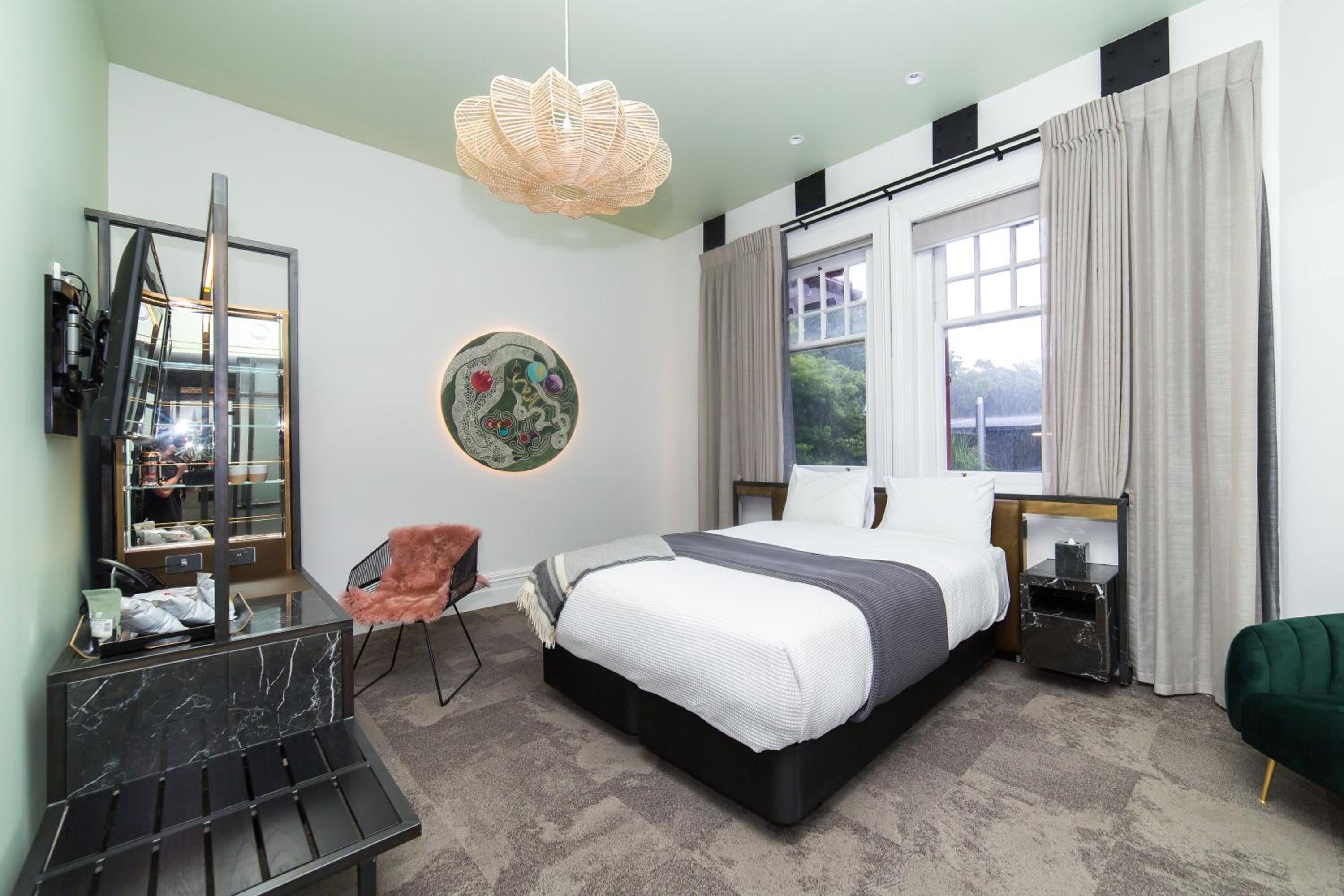 Premier King Room - Photo 1