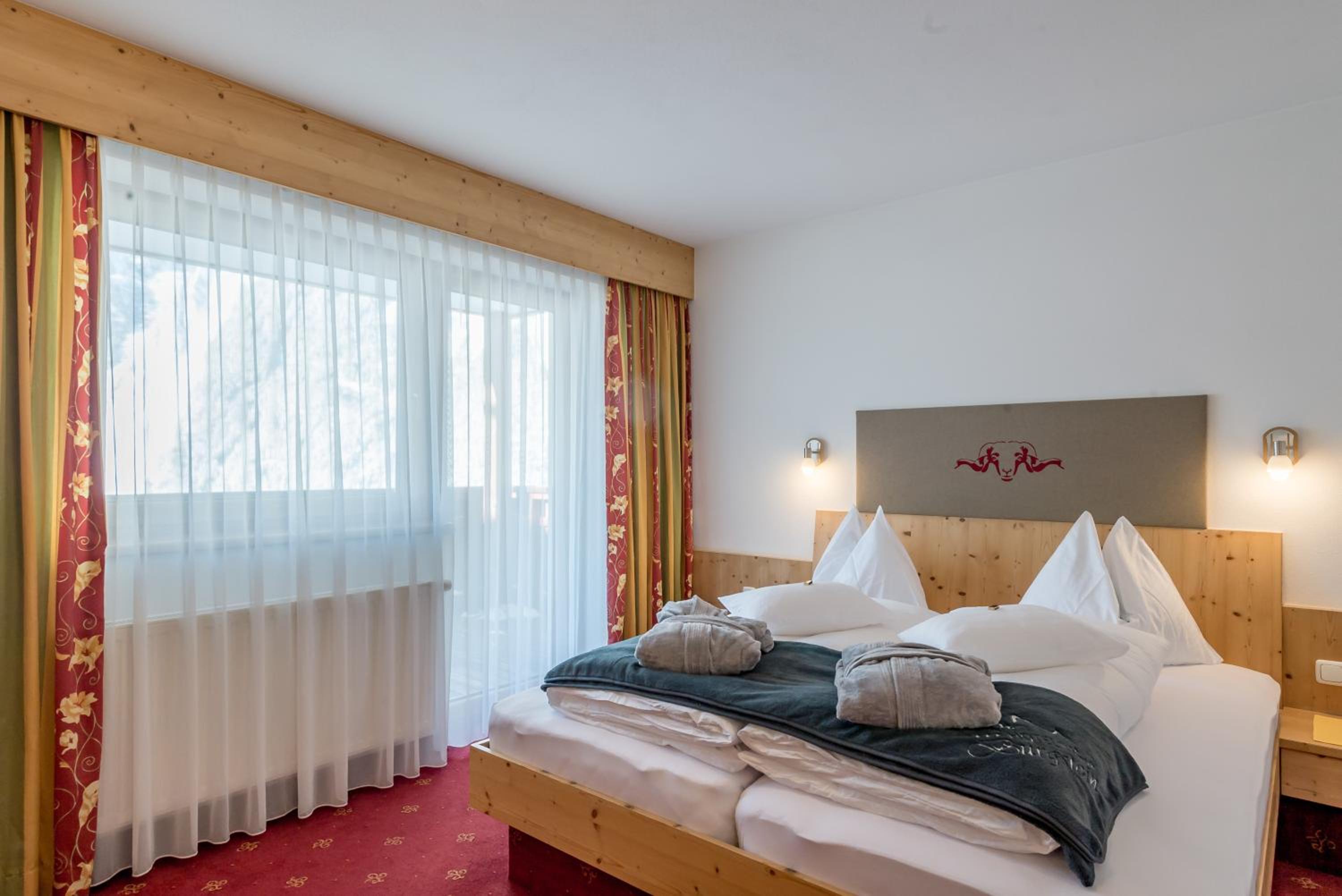 Comfort Double Room with Balcony - Photo 1