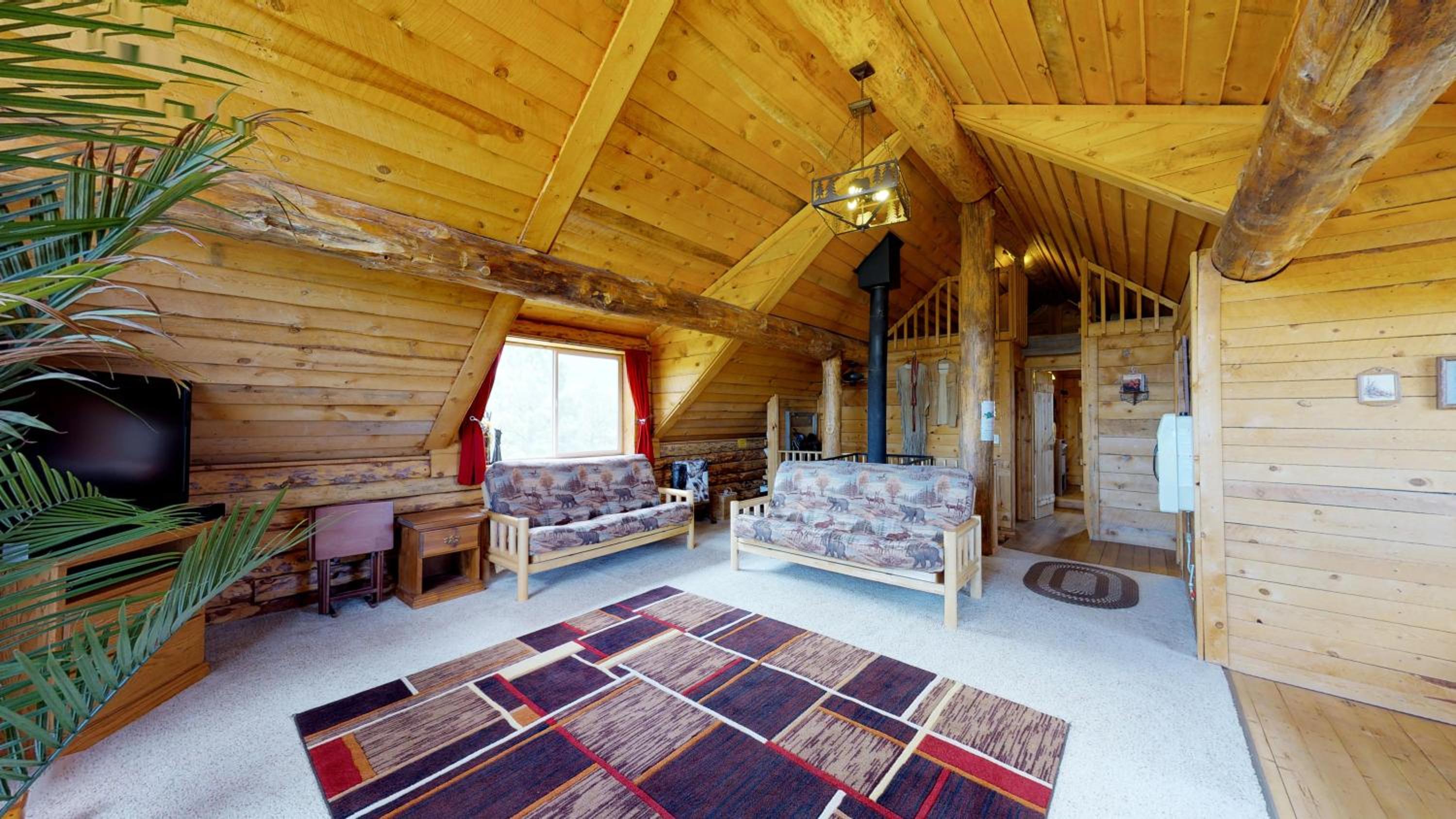 Three-Bedroom House photo 1