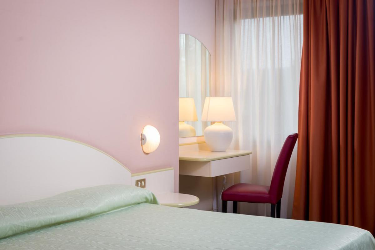Basic Double Room photo 1