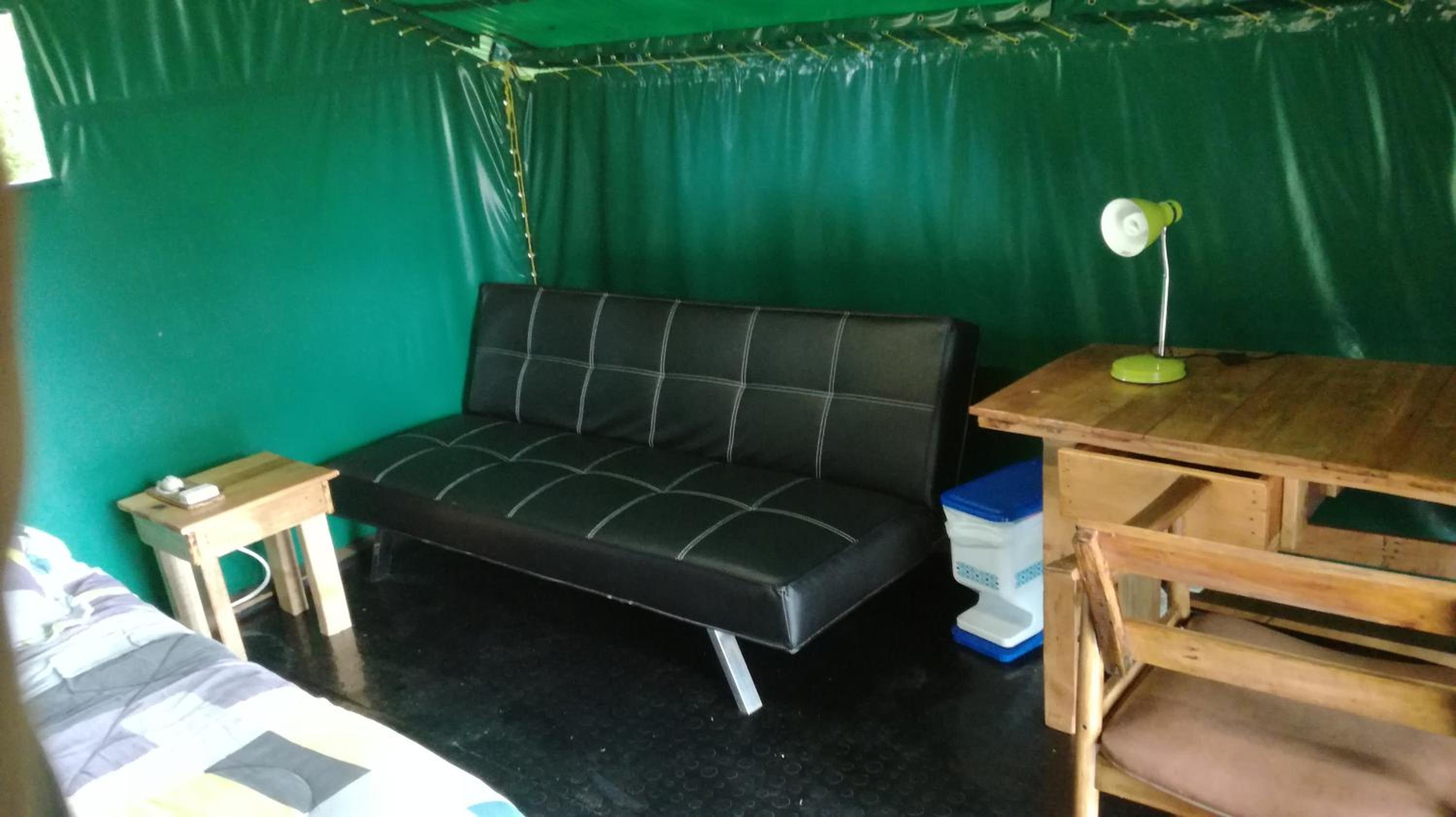 Tent 1  photo 3