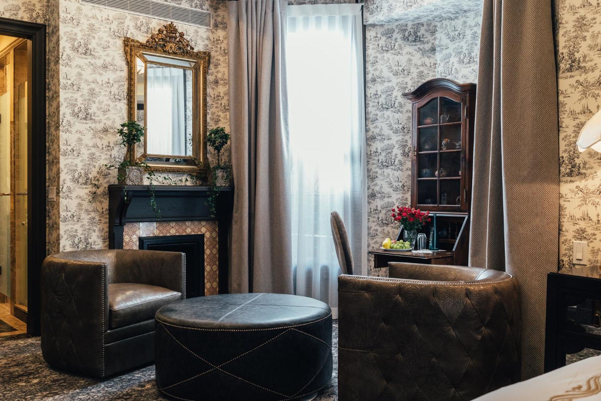 King Suite