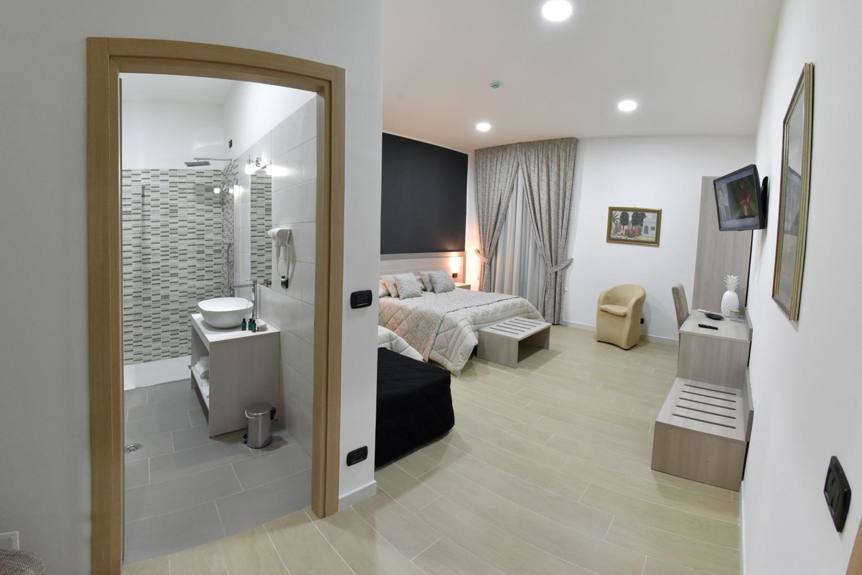 Comfort Triple Room