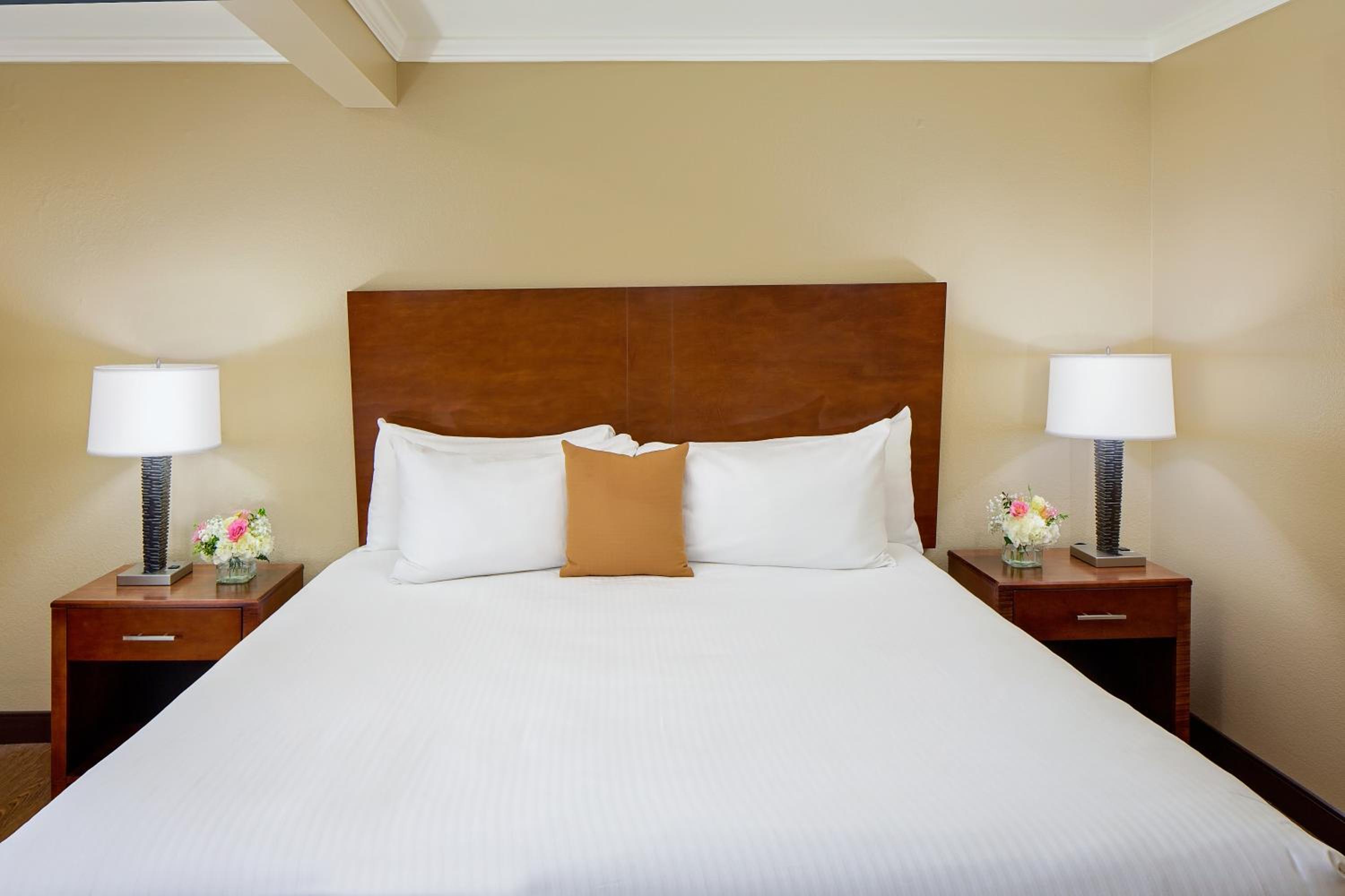Standard King Room