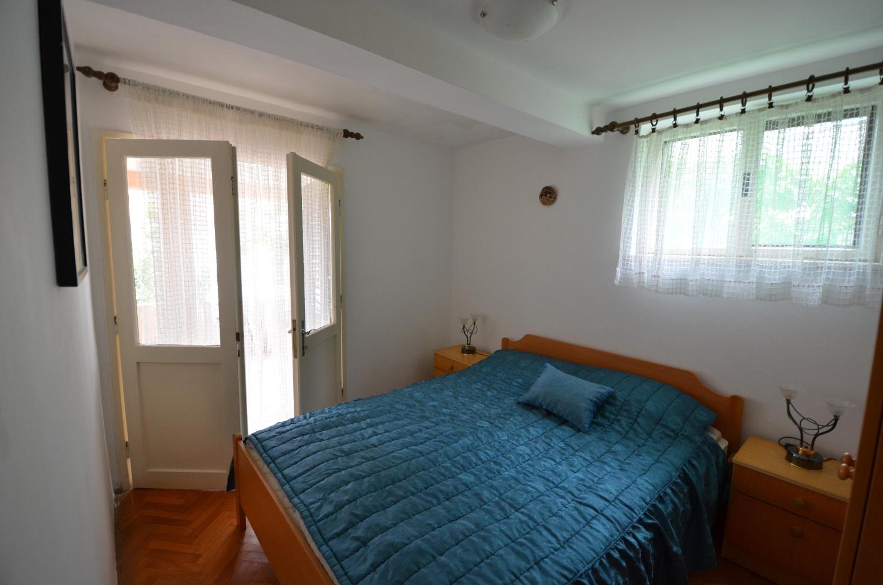 Two-Bedroom Apartment (3 Adults)