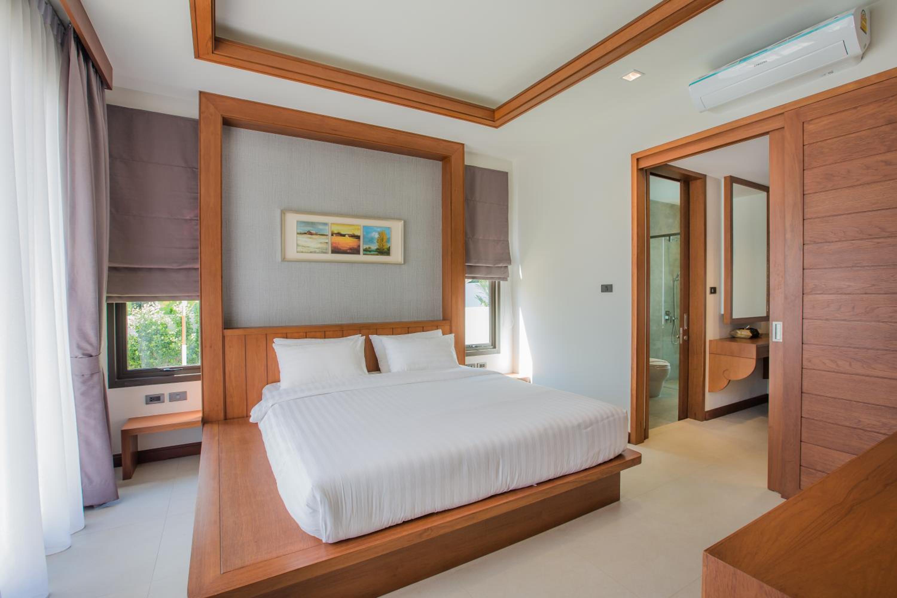 Villa with Private Pool photo 1