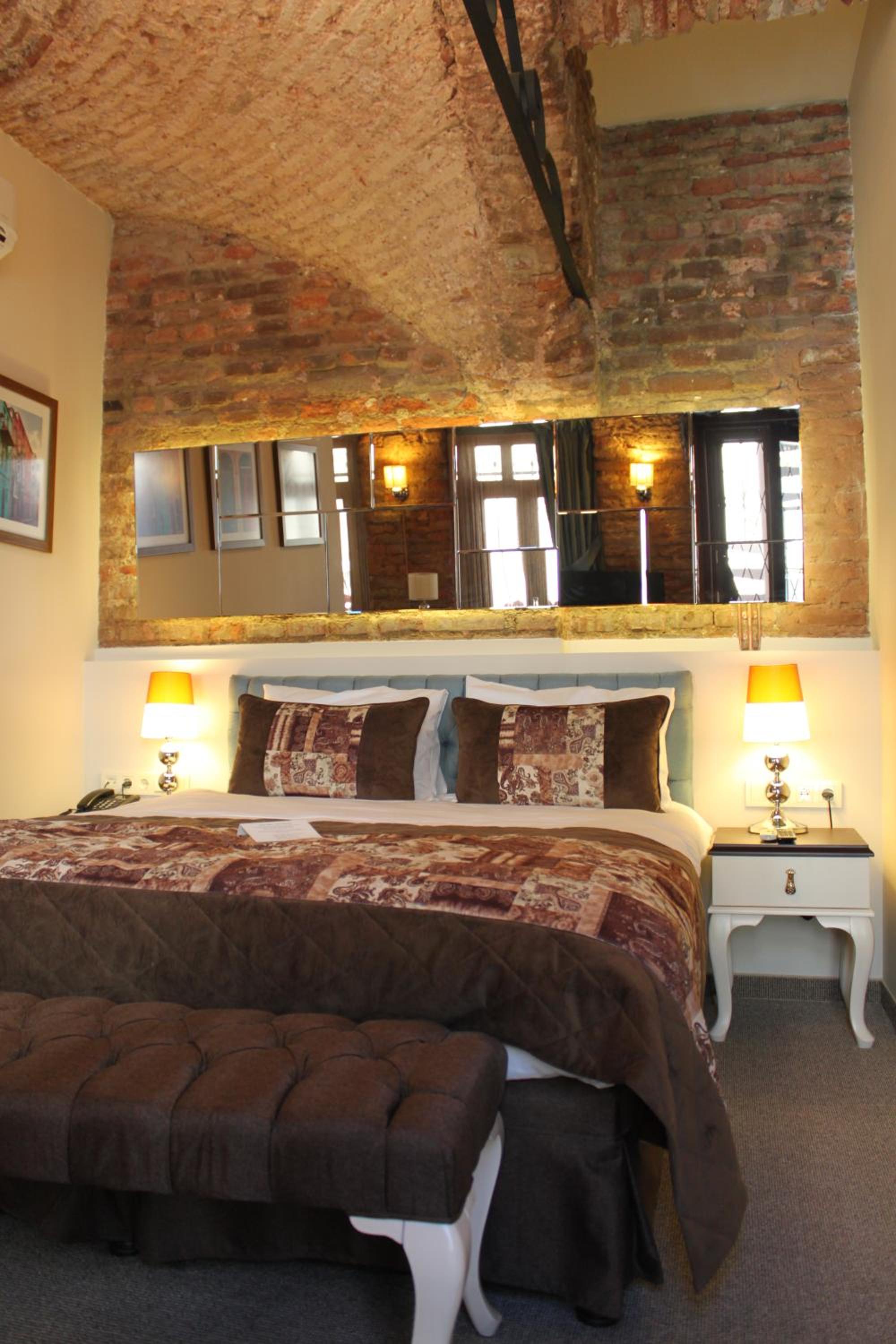 Classic Double Room
