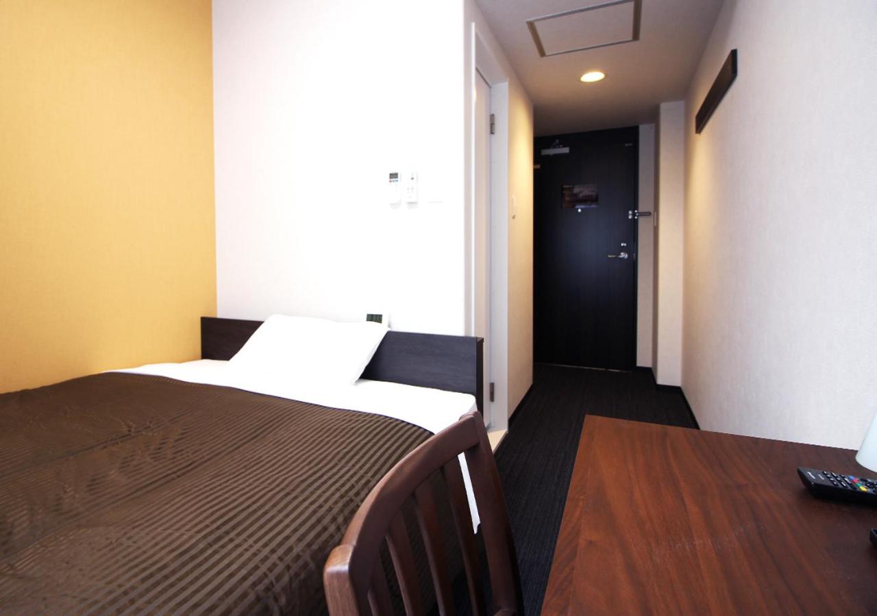 Single Room - Non-Smoking - Photo 25