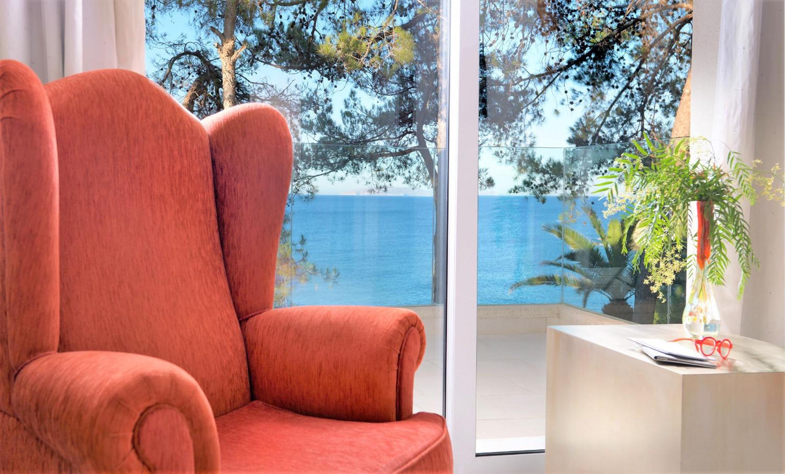 Exclusive One-Bedroom Suite Sea View - Photo 4