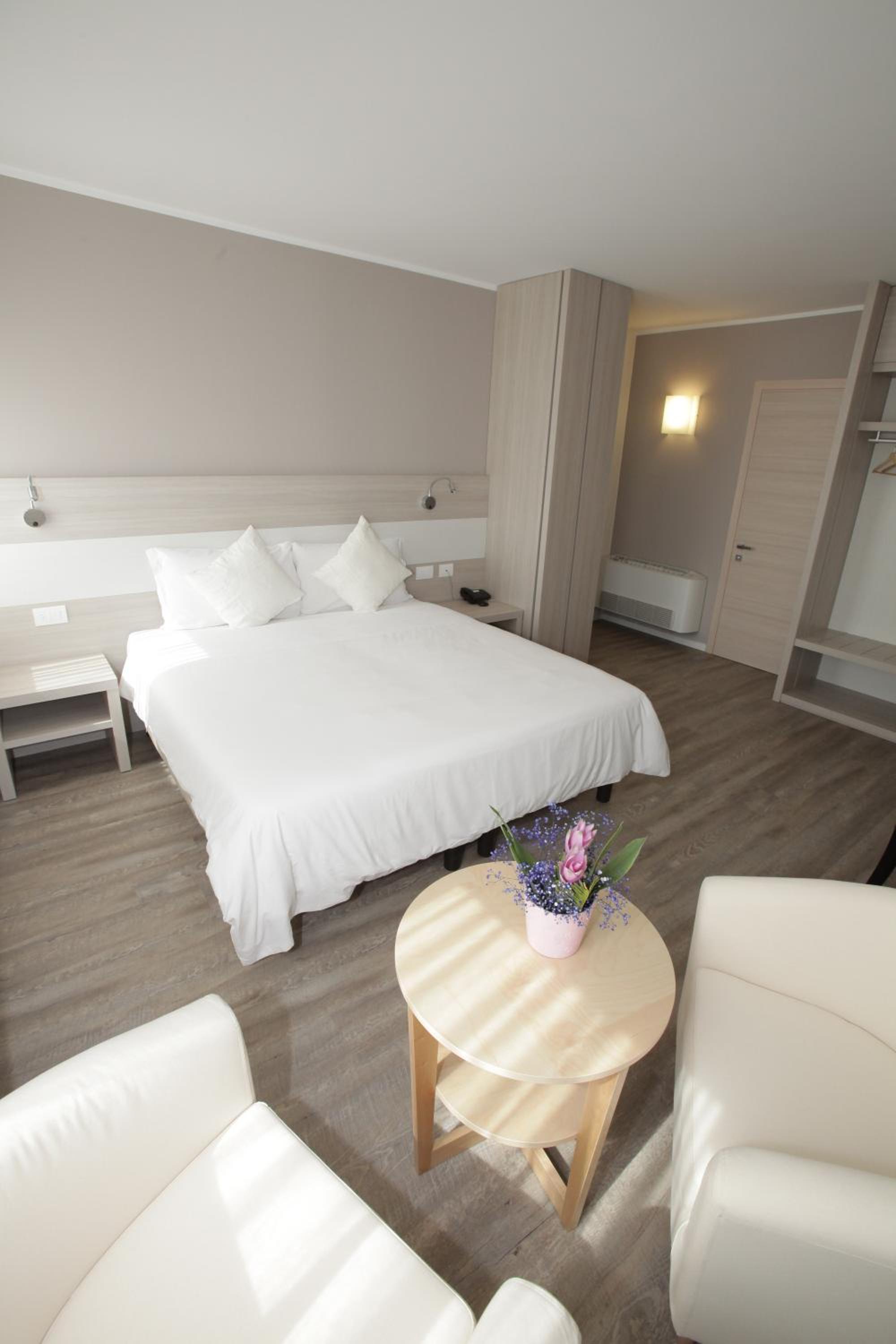 Superior Double Room photo 2