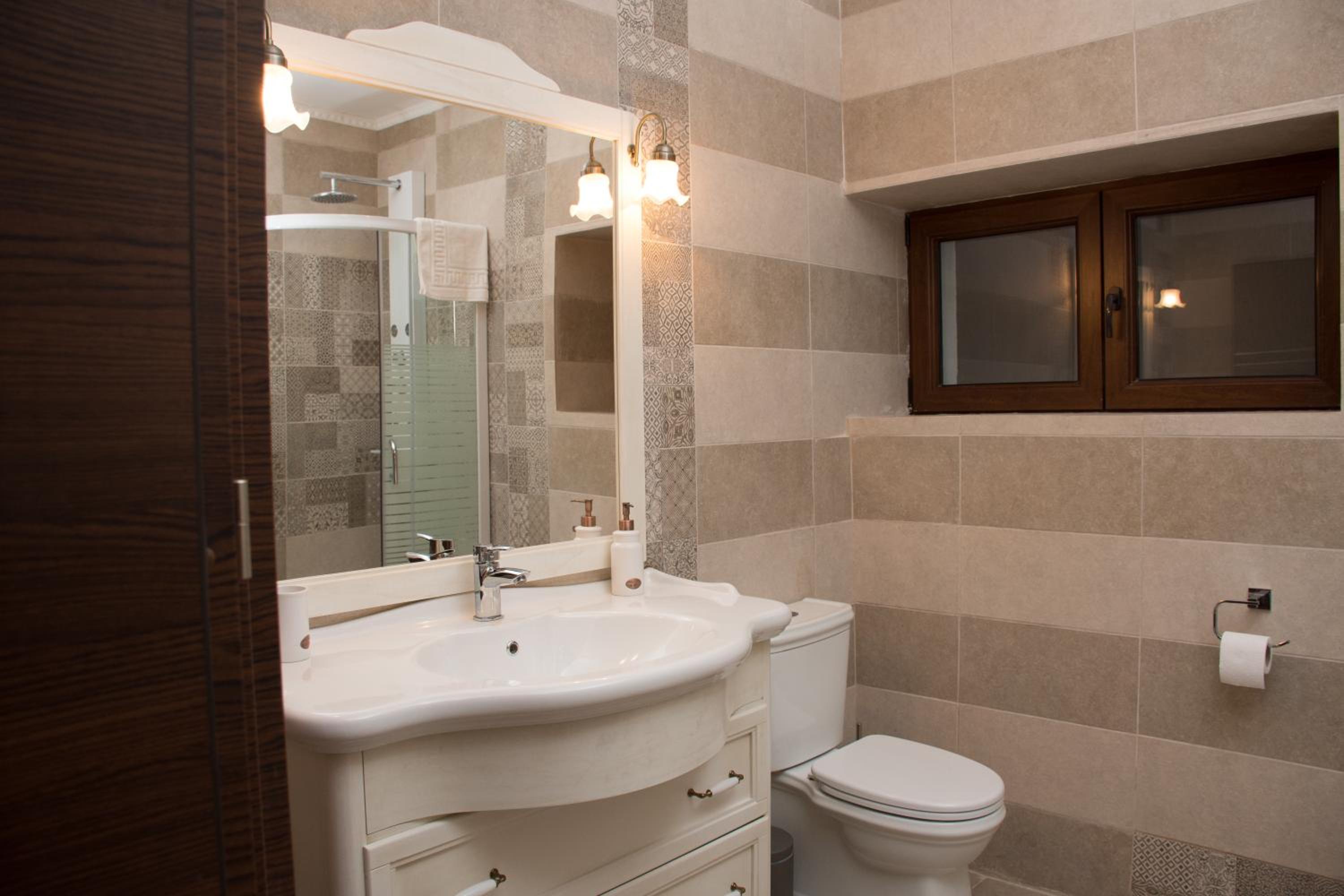 Deluxe Double Room - Photo 2