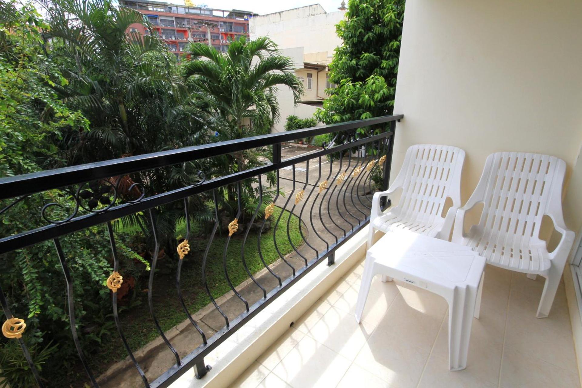 Standard Double Room - Photo 13