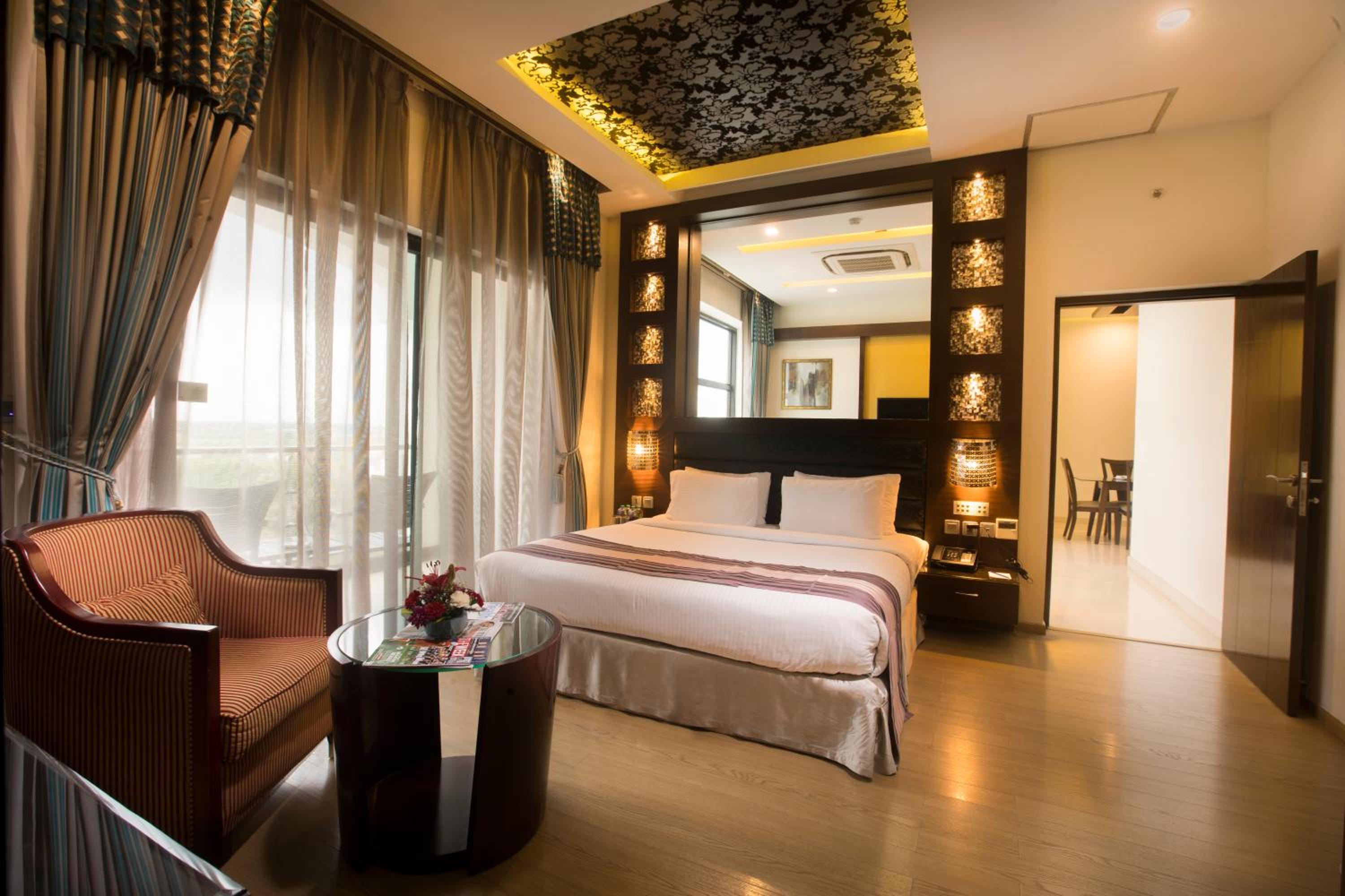 Deluxe Suite with One way Airport transfer,15% Discount on Food and Soft Beverage and Spa