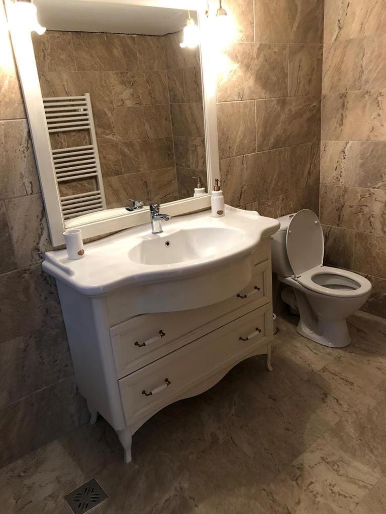 Double Room with Terrace - Photo 8