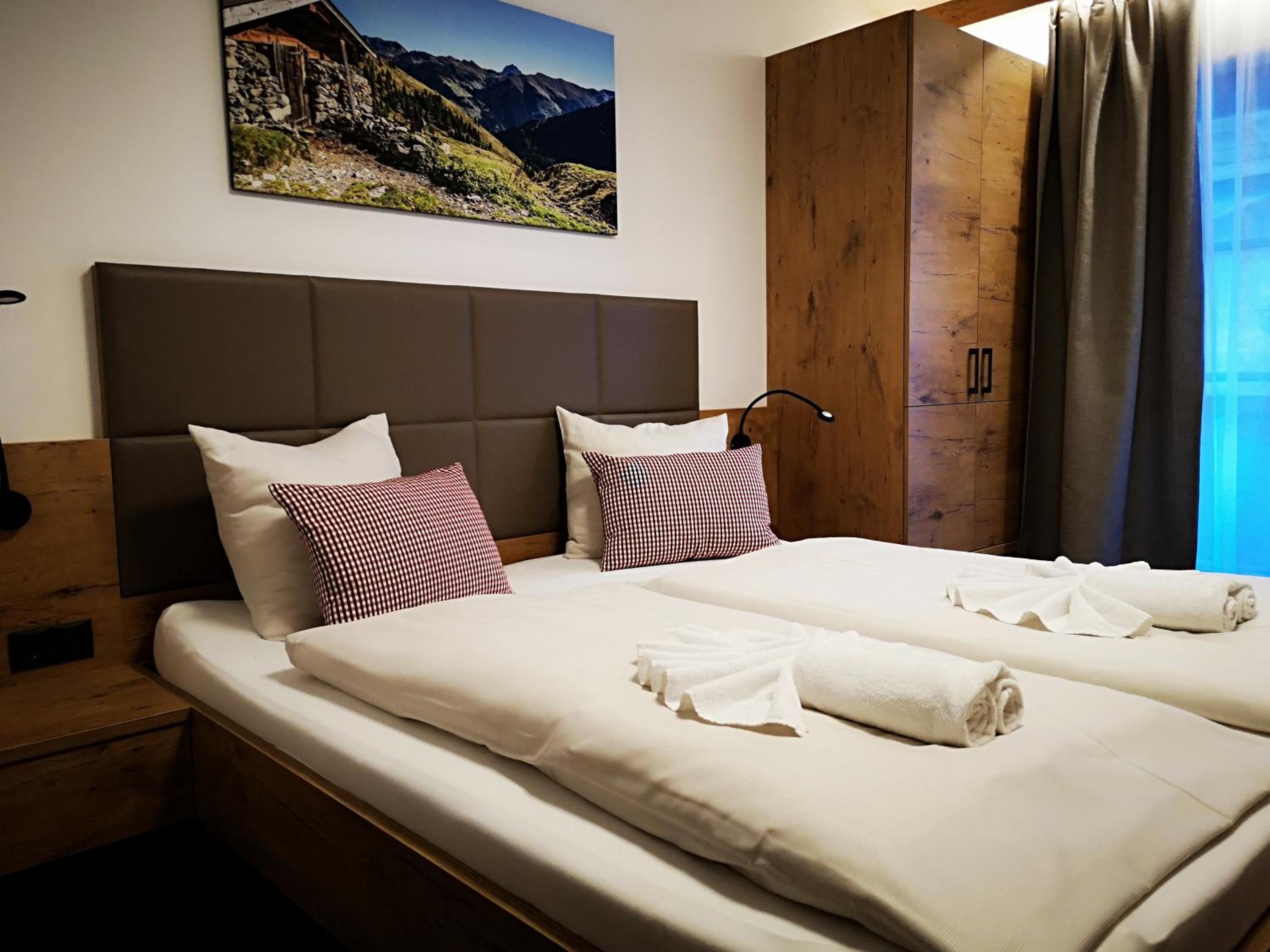 Double Room with Mountain View