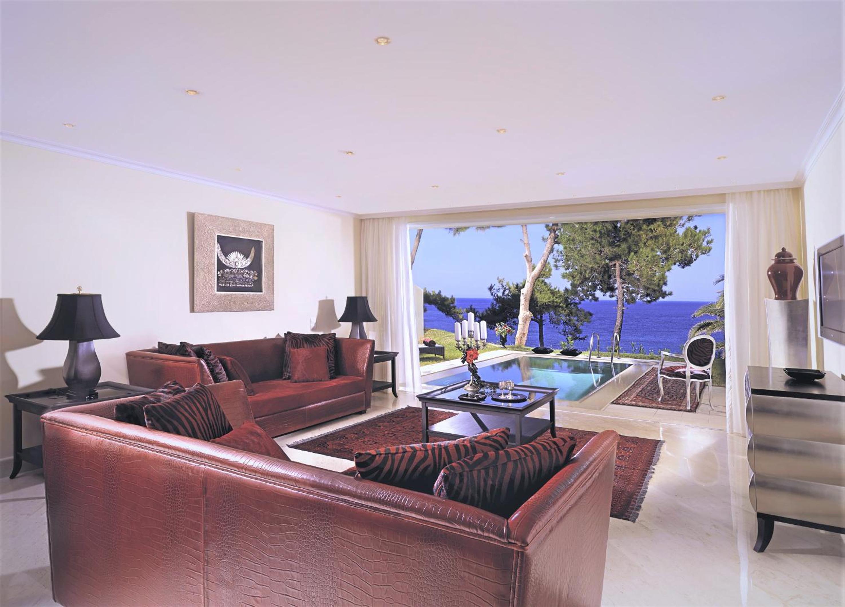 Exclusive Seafront  One-Bedroom Maisonette Individual Pool - Photo 3