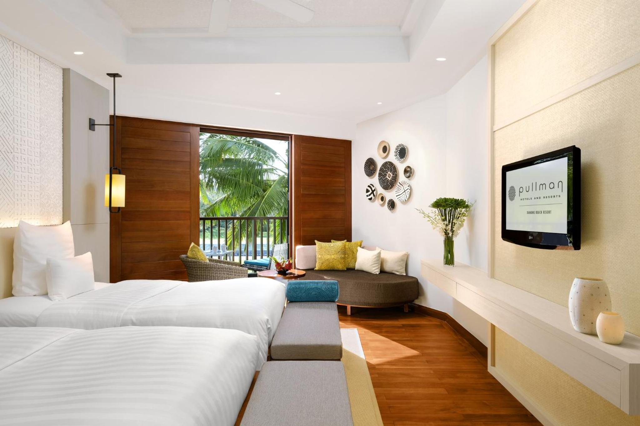 Superior Twin Room with Balcony - Photo 3