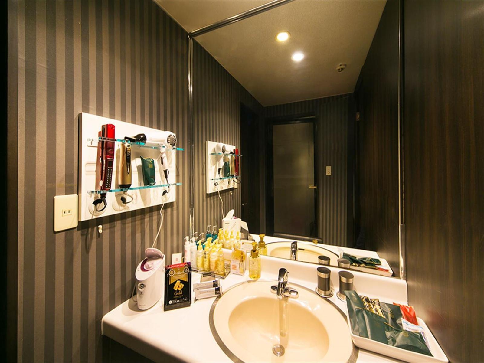 Superior King Room photo 2