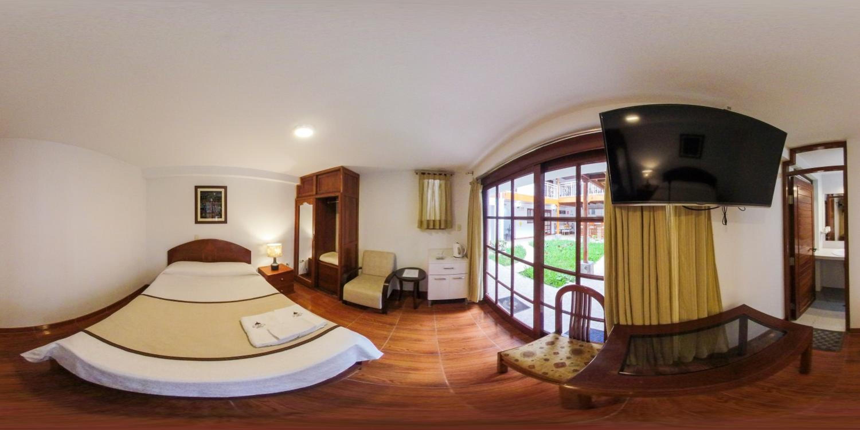 Standard Queen Room photo 1
