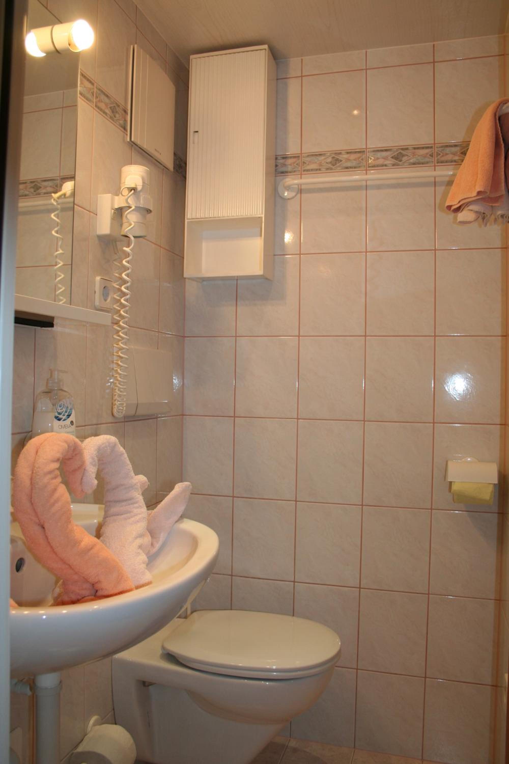 Double Room - Photo 2