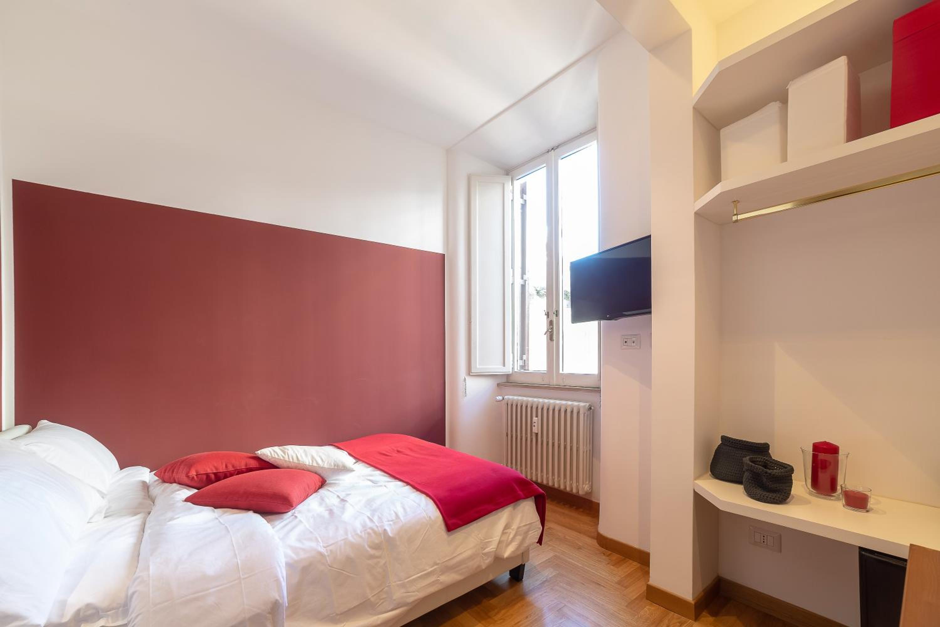 Single Room photo 2