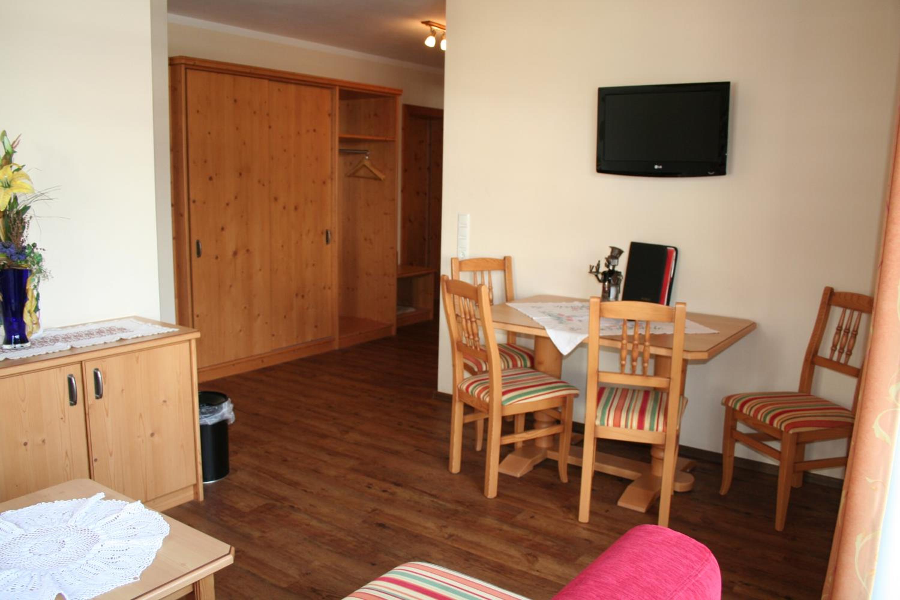 Junior Suite - Photo 13