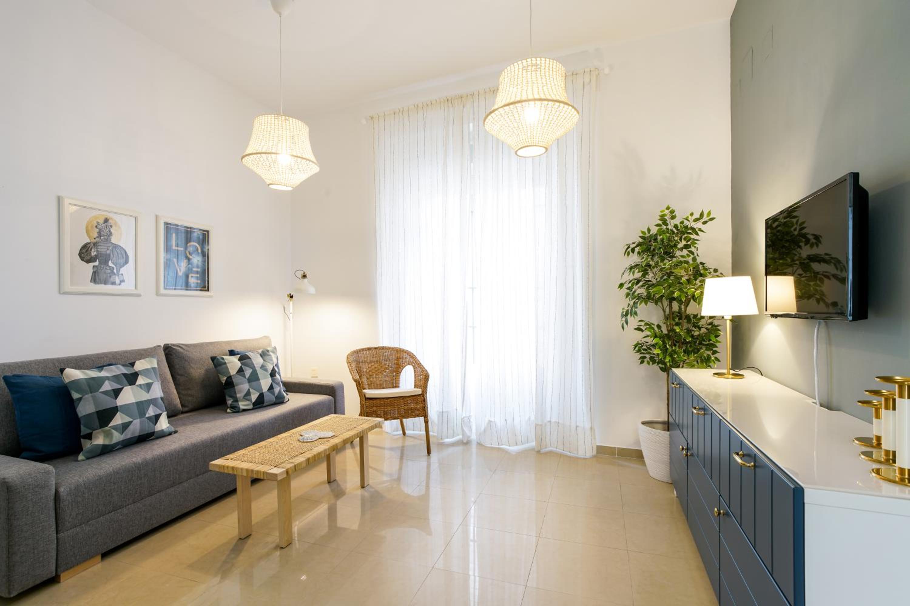 Apartment with Balcony - Photo 1