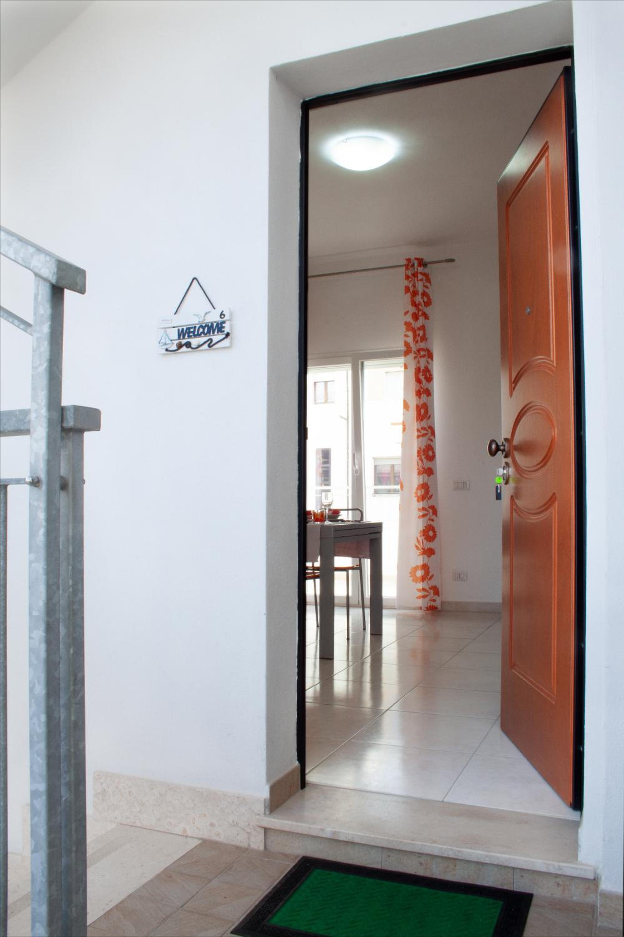 Apartment photo 1