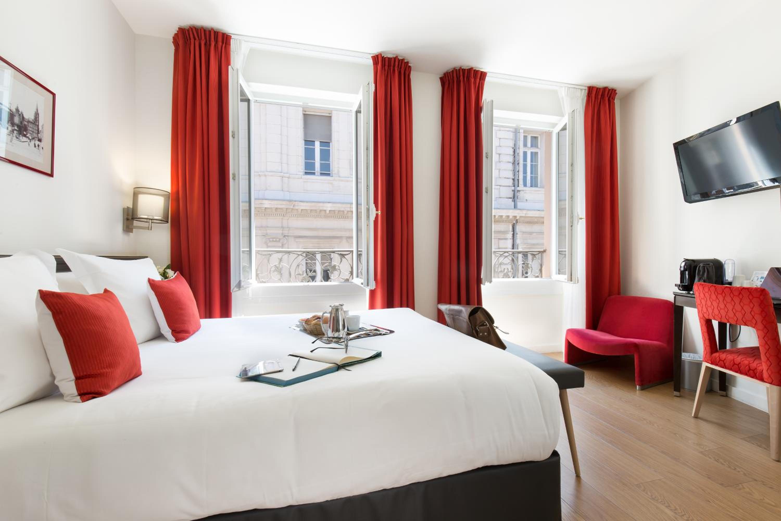 Superior Double Room - Photo 1